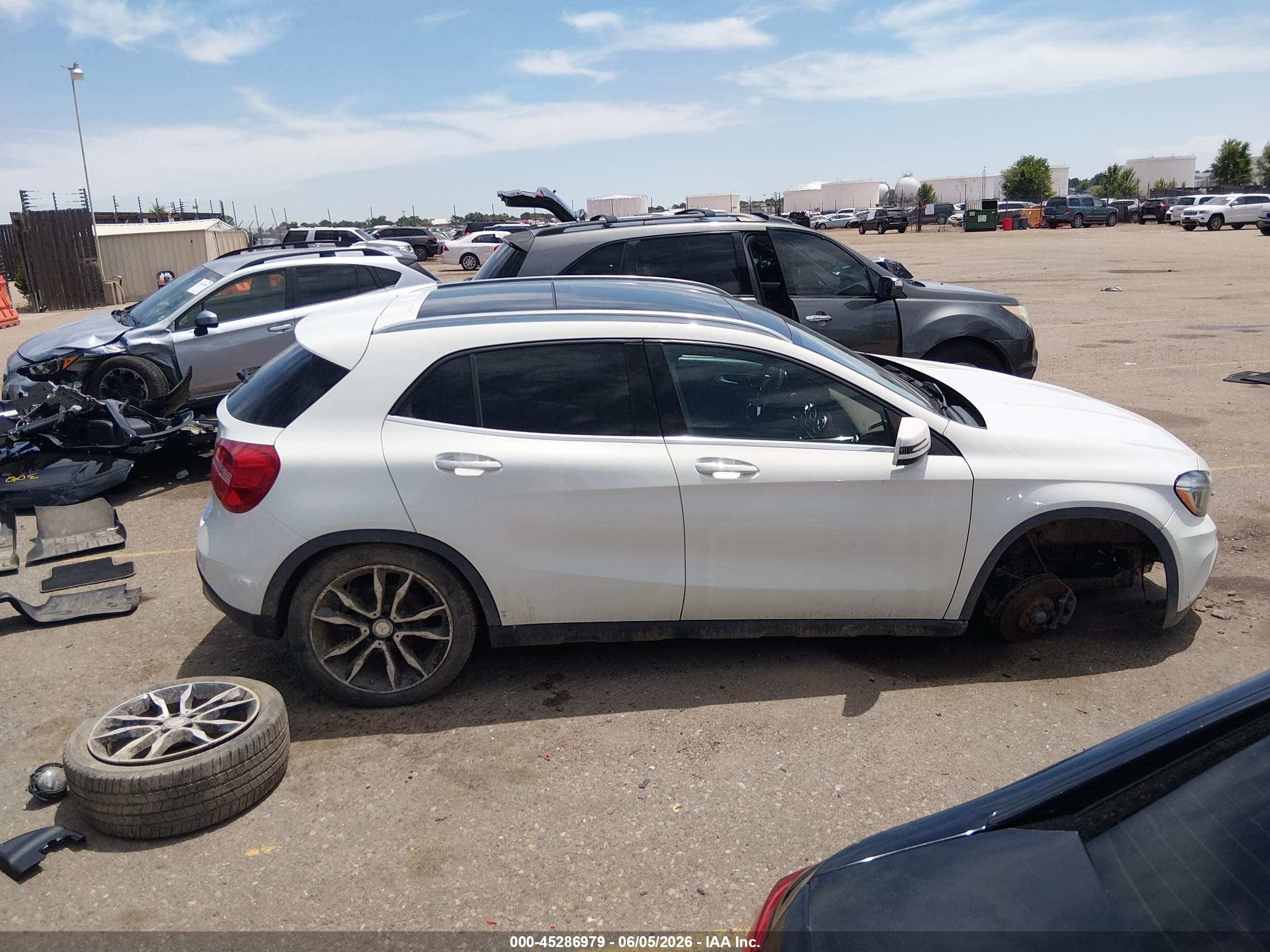 2015 Mercedes-benz Gla 250 4matic White vin: WDCTG4GB6FJ166141