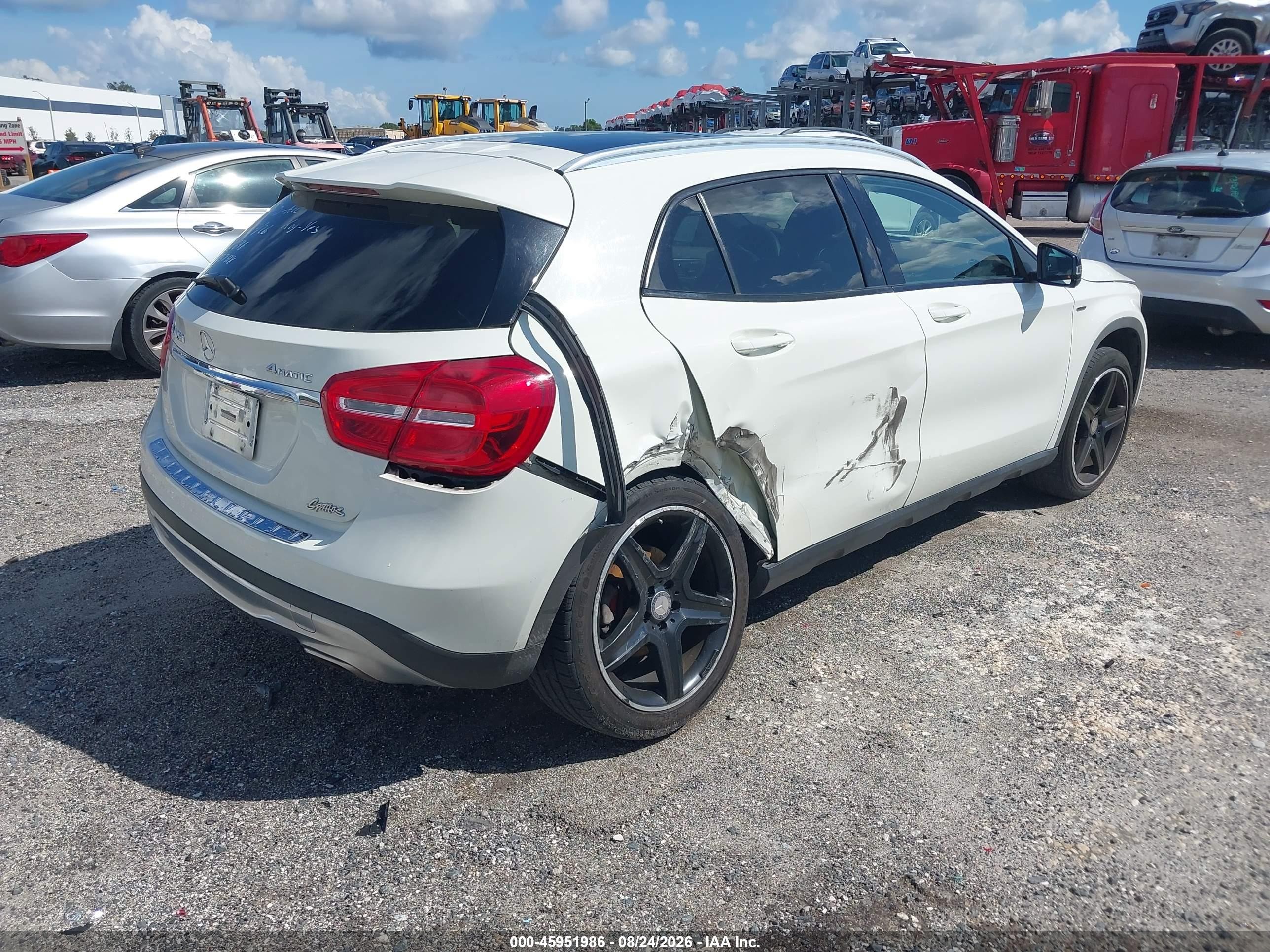 2015 Mercedes-benz Gla 250 4matic White vin: WDCTG4GB7FJ037518