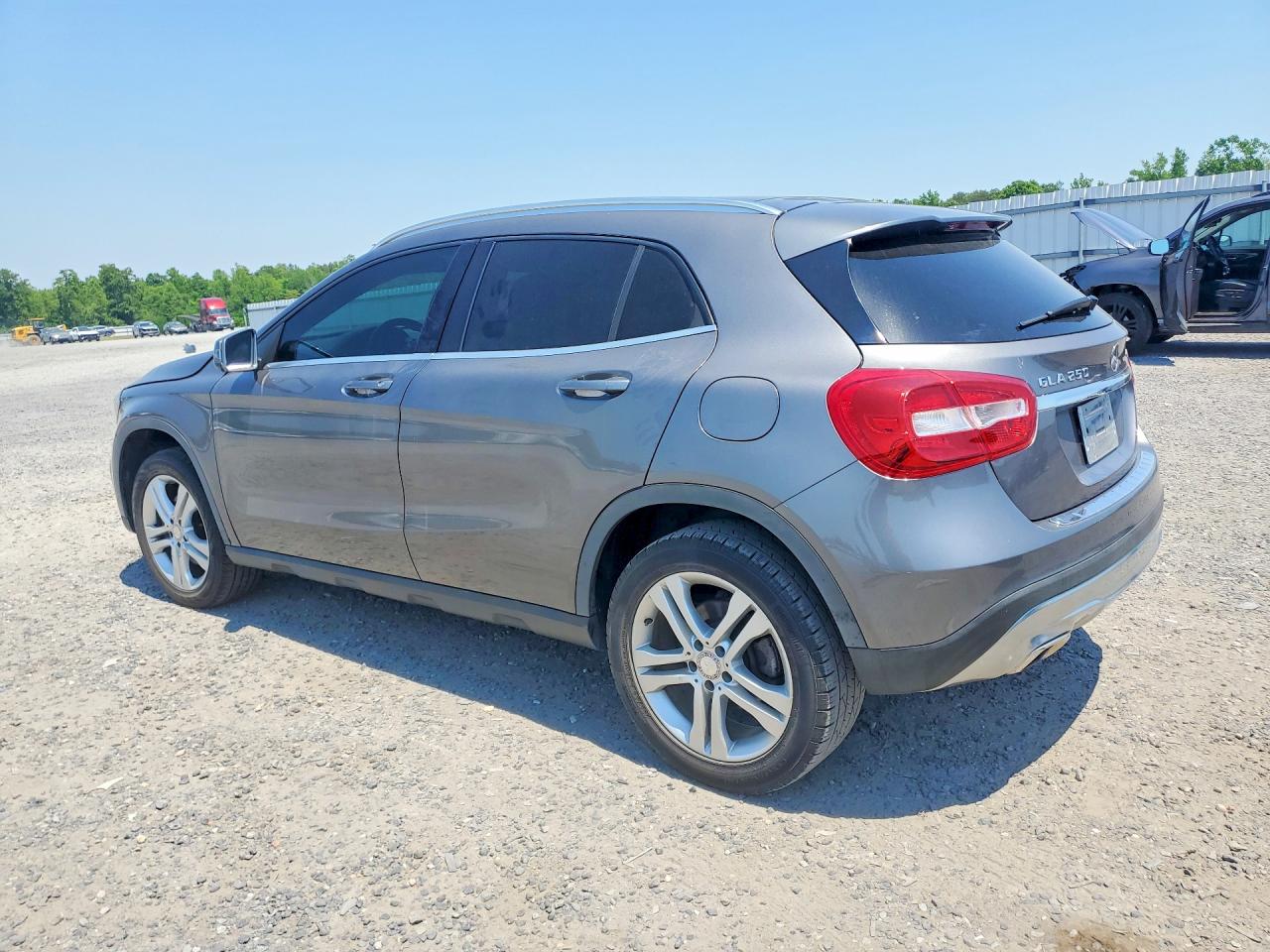 2015 Mercedes-benz Gla 250 4matic Silver vin: WDCTG4GB7FJ110693
