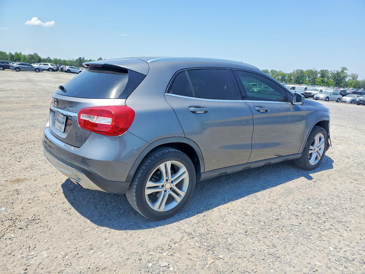2015 Mercedes-benz Gla 250 4matic Silver vin: WDCTG4GB7FJ110693