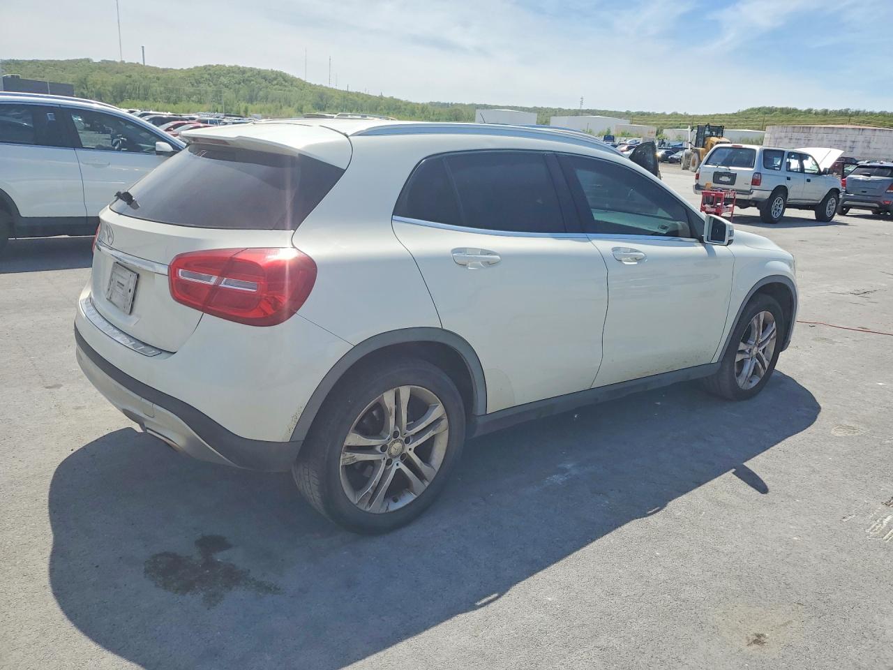 2015 Mercedes-benz Gla 250 4matic Белый vin: WDCTG4GB7FJ111147