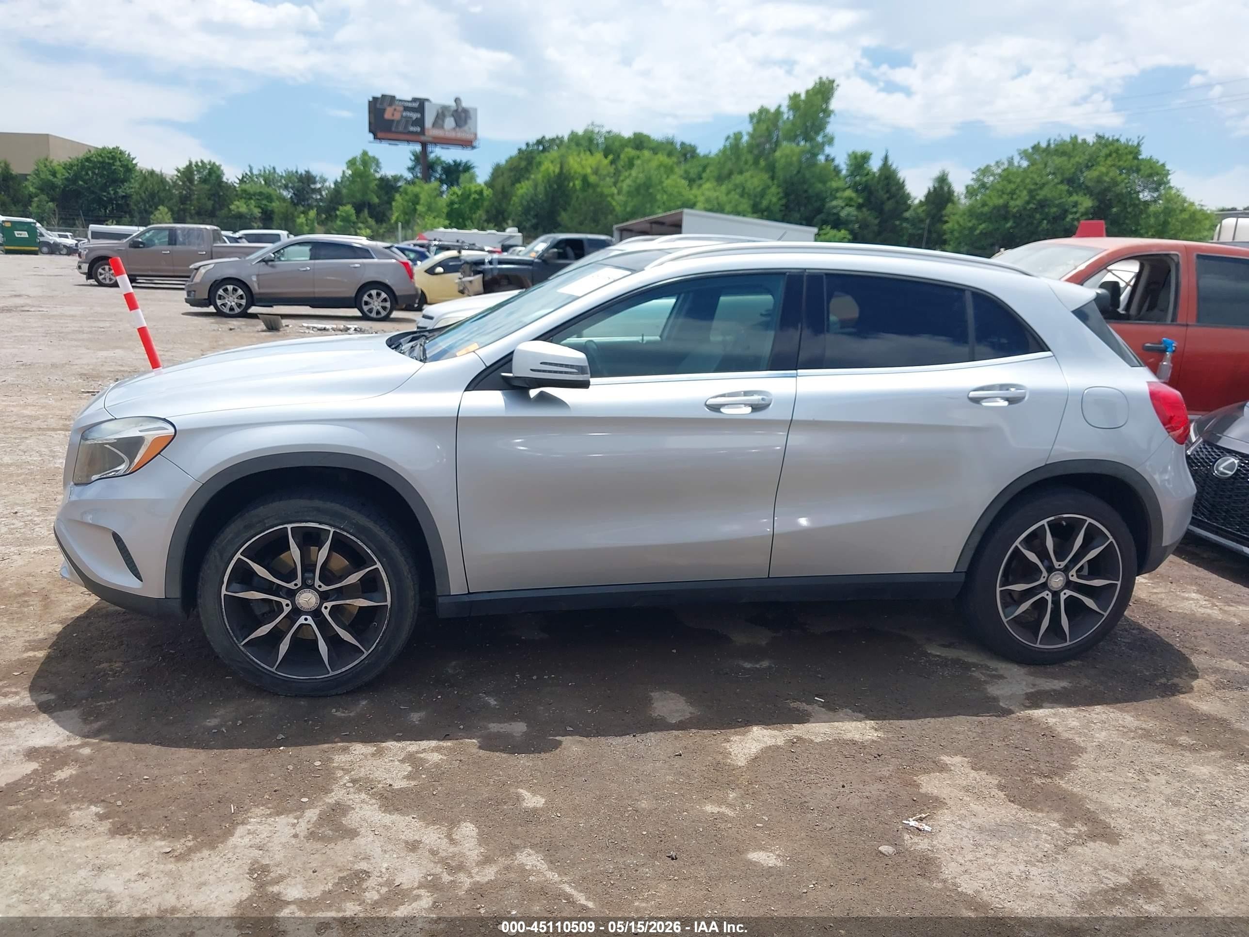 2015 Mercedes-benz Gla 250 4matic Silver vin: WDCTG4GB7FJ178721