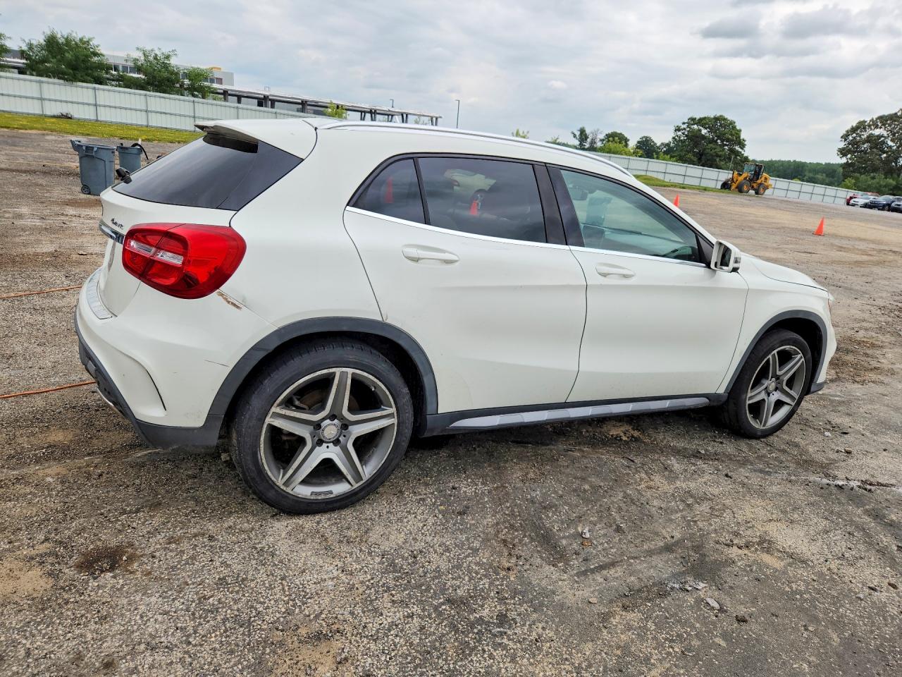 2015 Mercedes-benz Gla 250 4matic White vin: WDCTG4GB8FJ031033