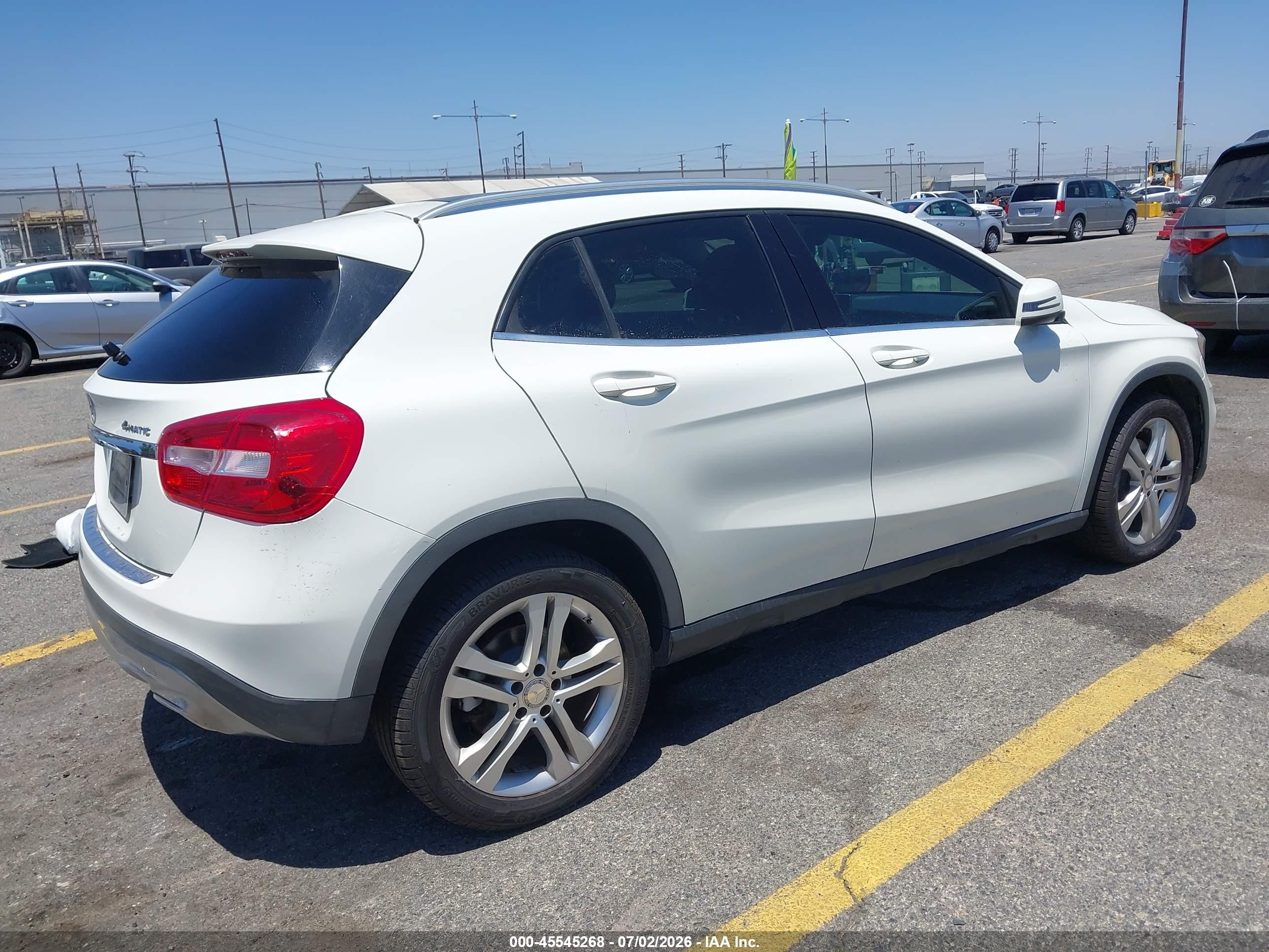 2015 Mercedes-benz Gla 250 4matic White vin: WDCTG4GB8FJ077333