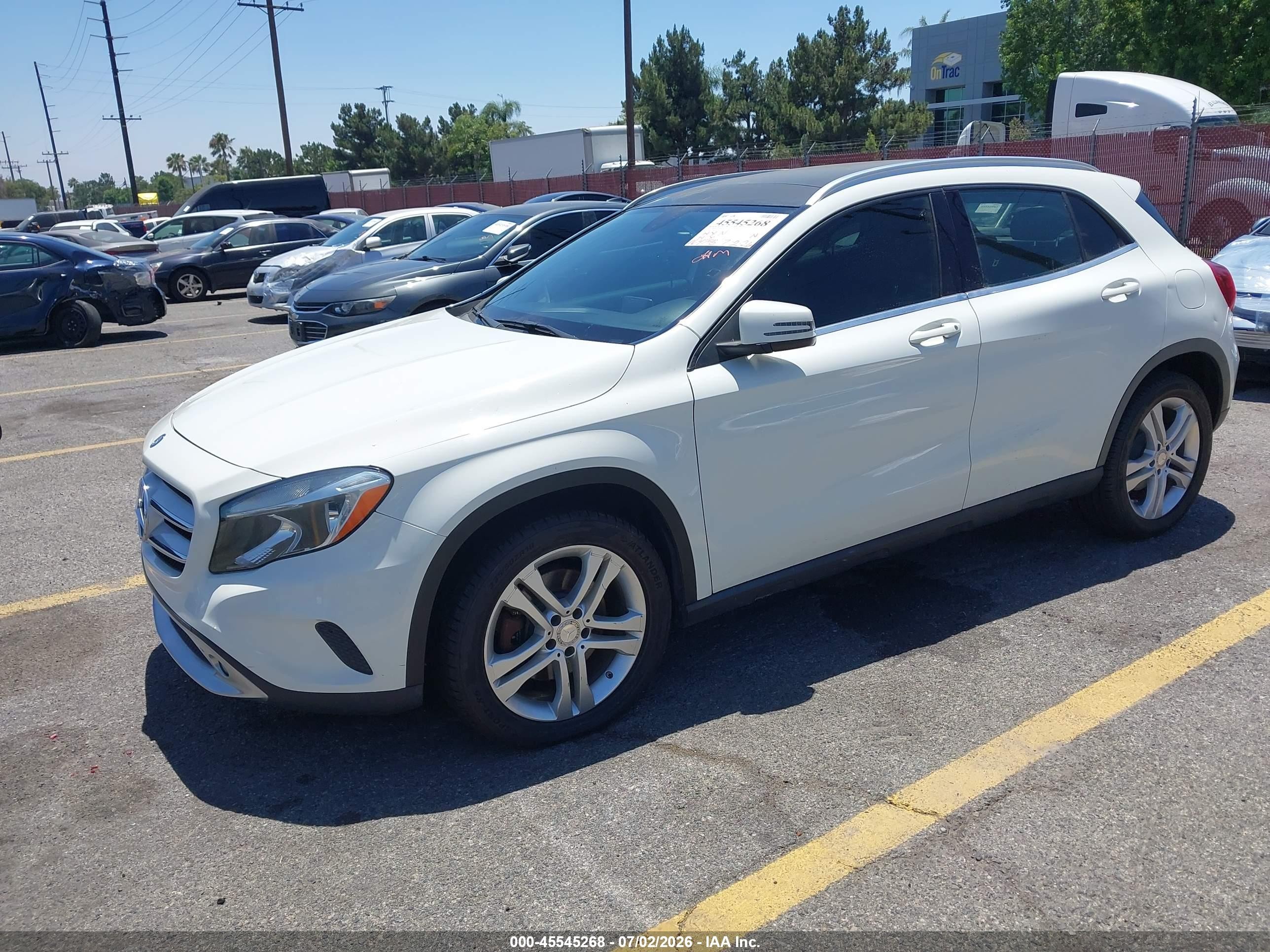 2015 Mercedes-benz Gla 250 4matic White vin: WDCTG4GB8FJ077333