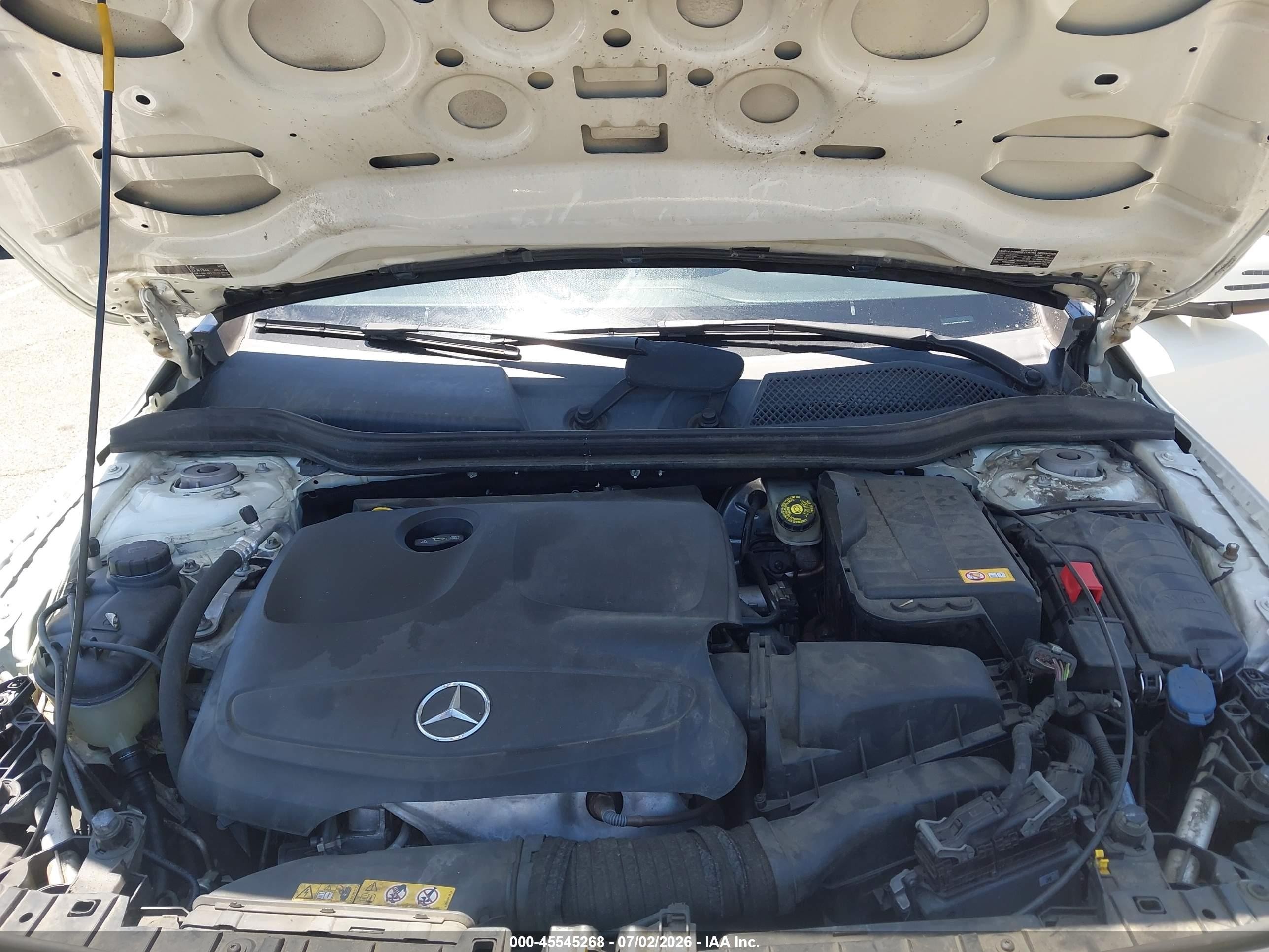 2015 Mercedes-benz Gla 250 4matic White vin: WDCTG4GB8FJ077333