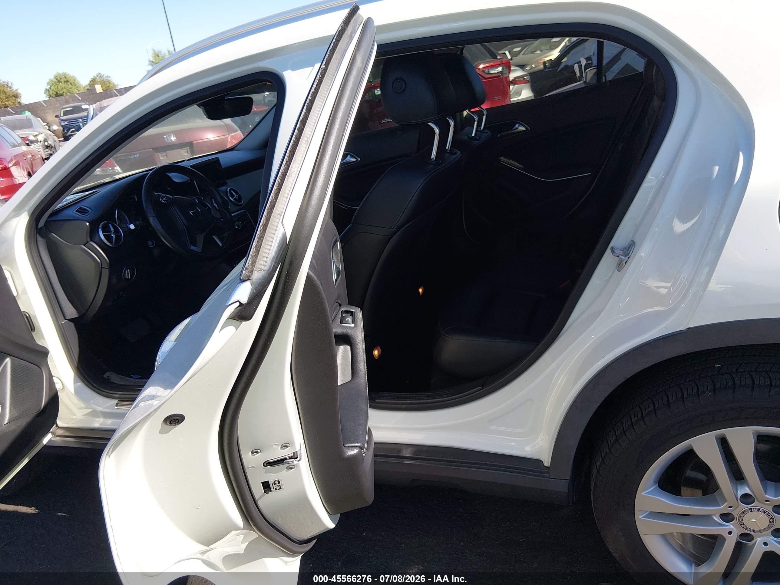 2015 Mercedes-benz Gla 250 4matic White vin: WDCTG4GB8FJ083908