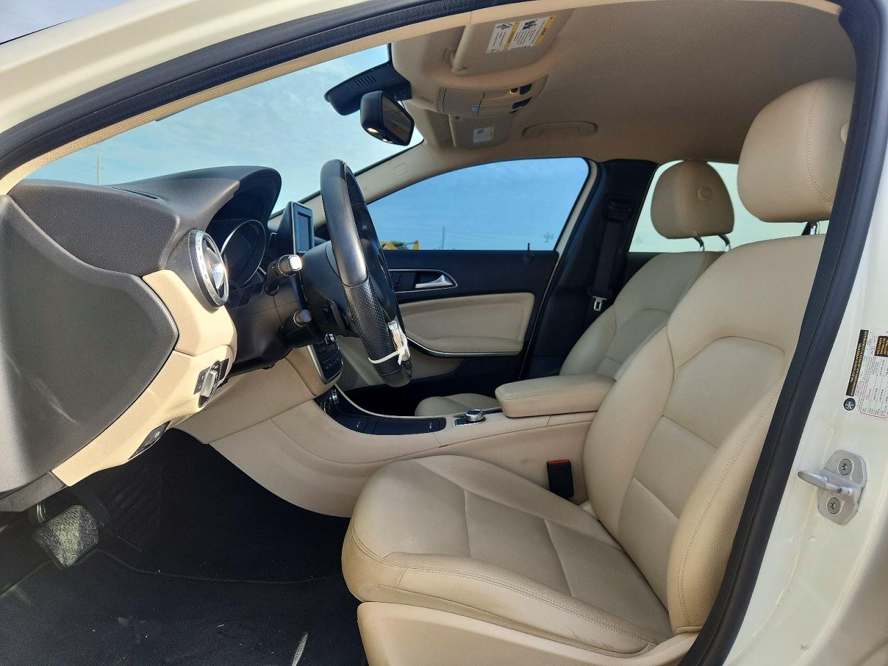 2015 Mercedes-benz Gla 250 4matic White vin: WDCTG4GB8FJ122786