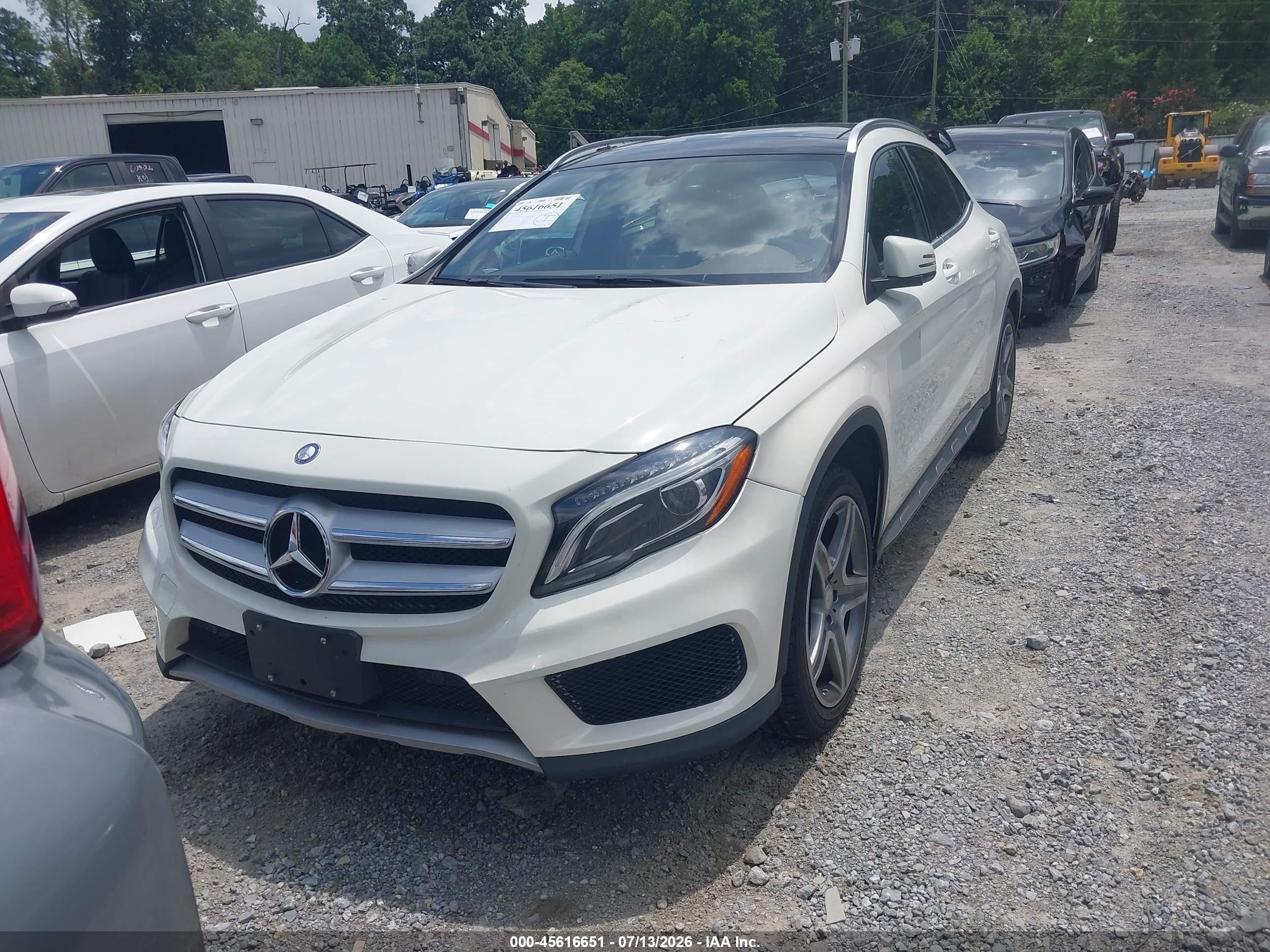 2015 Mercedes-benz Gla 250 4matic White vin: WDCTG4GB8FJ127681