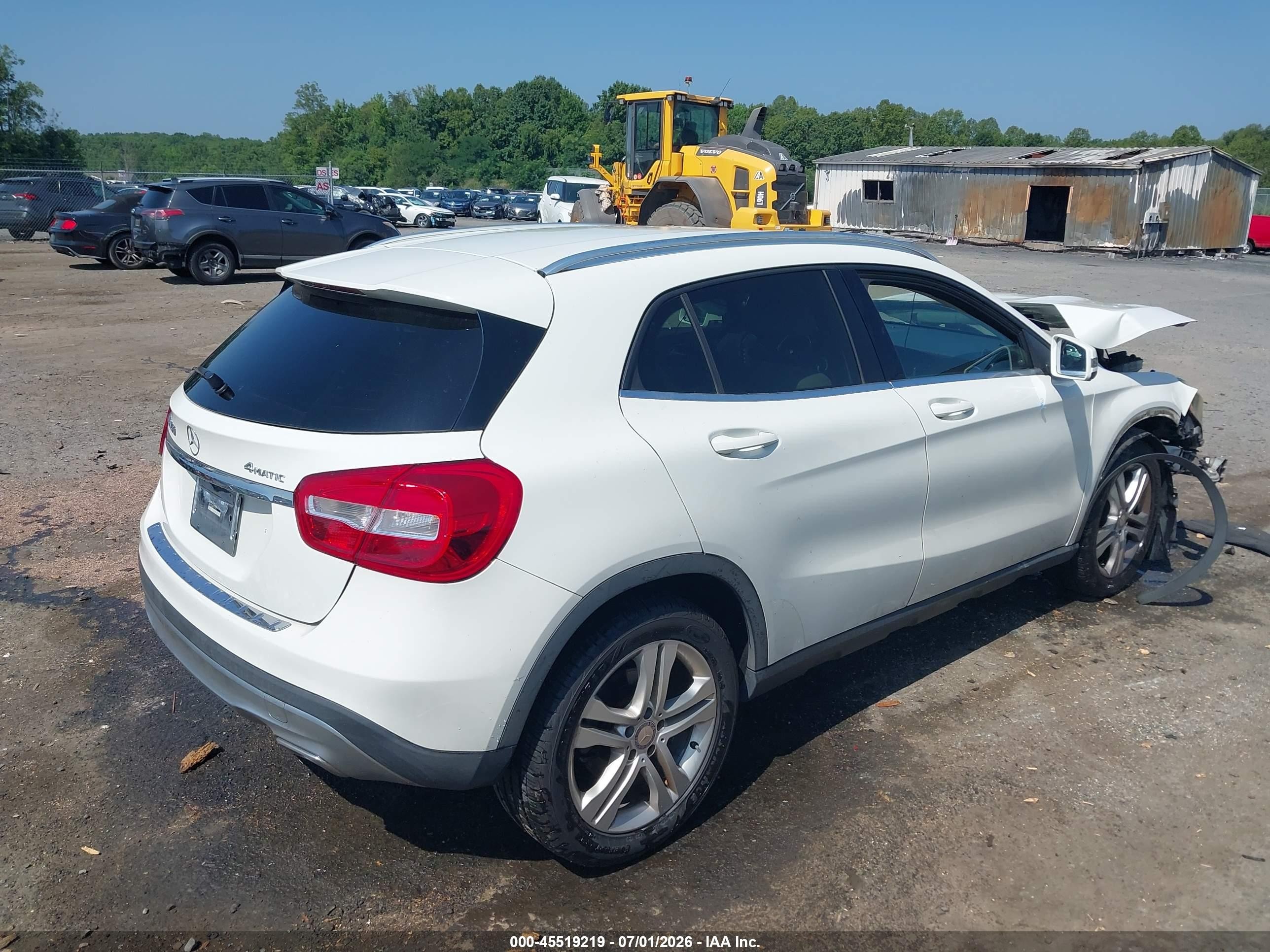 2015 Mercedes-benz Gla 250 4matic White vin: WDCTG4GB8FJ171311