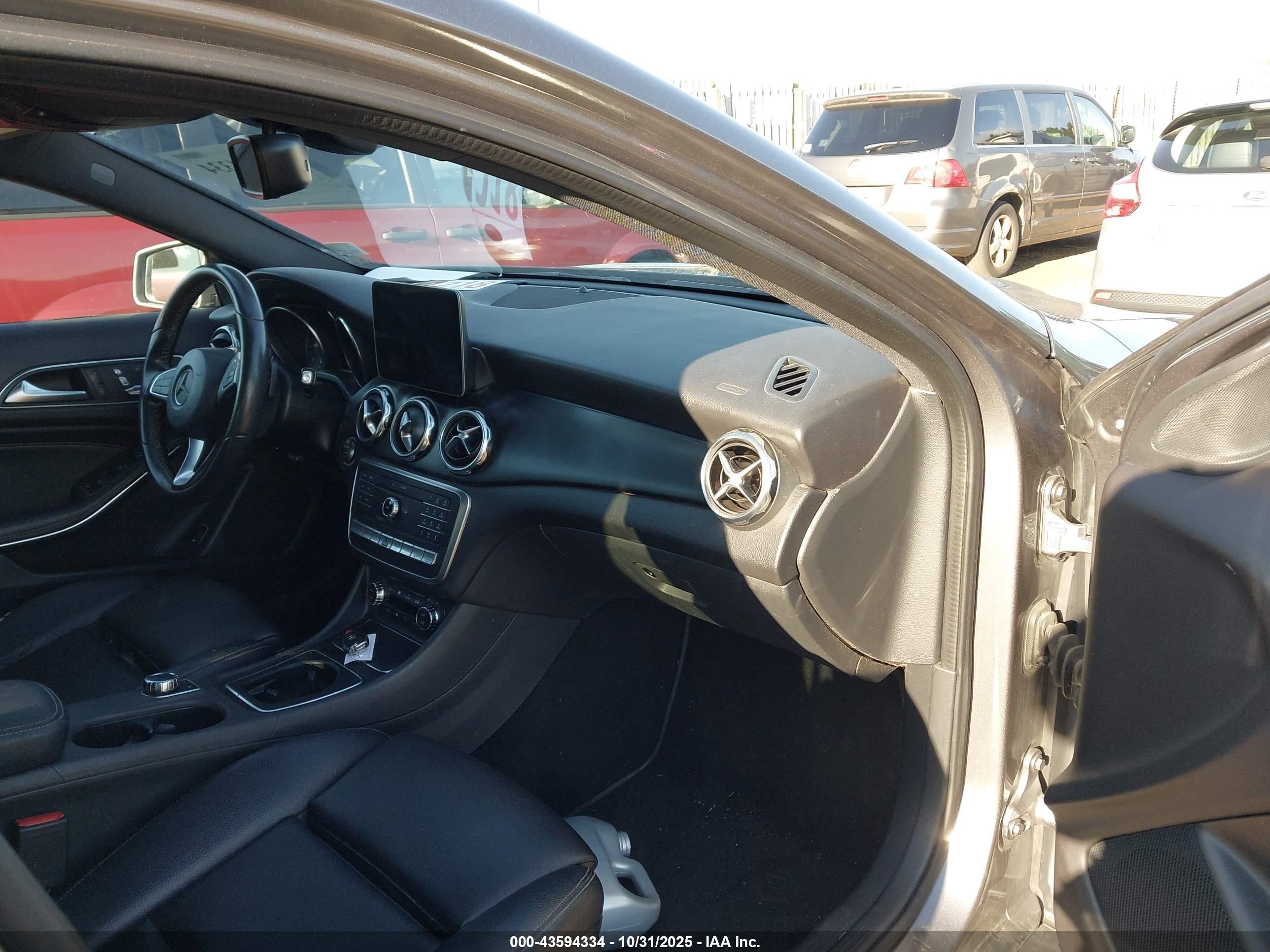 2018 Mercedes-benz Gla 250 4matic Серый vin: WDCTG4GB8JJ448645