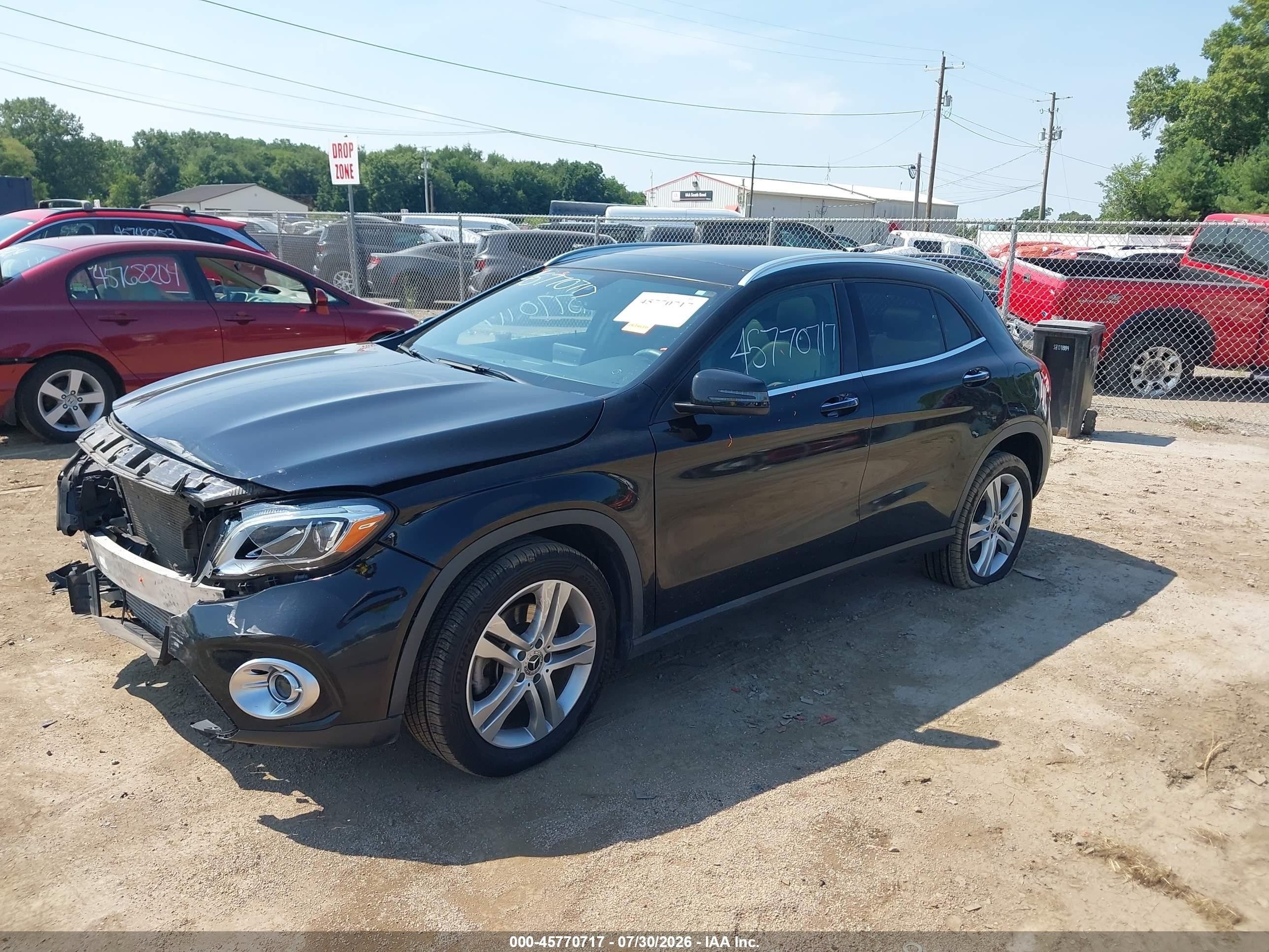 2019 Mercedes-benz Gla 250 4matic Черный vin: WDCTG4GB8KJ550237