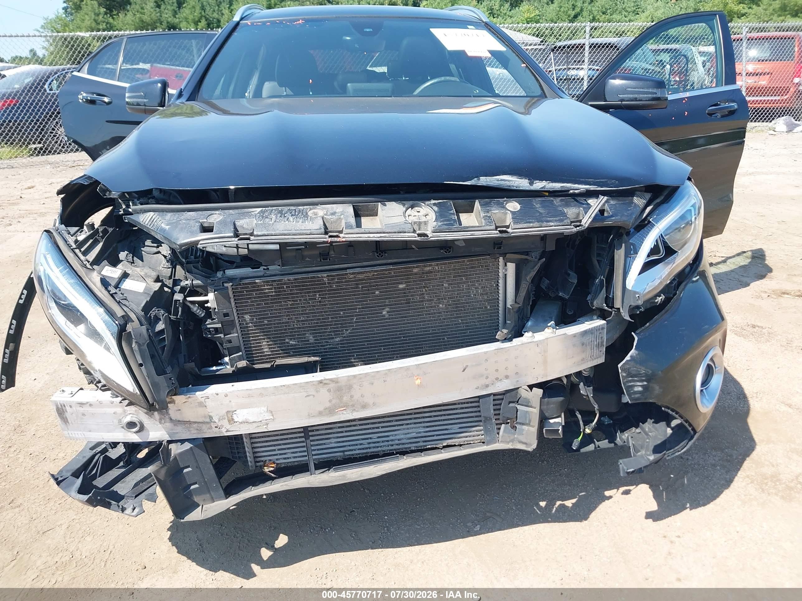 2019 Mercedes-benz Gla 250 4matic Черный vin: WDCTG4GB8KJ550237