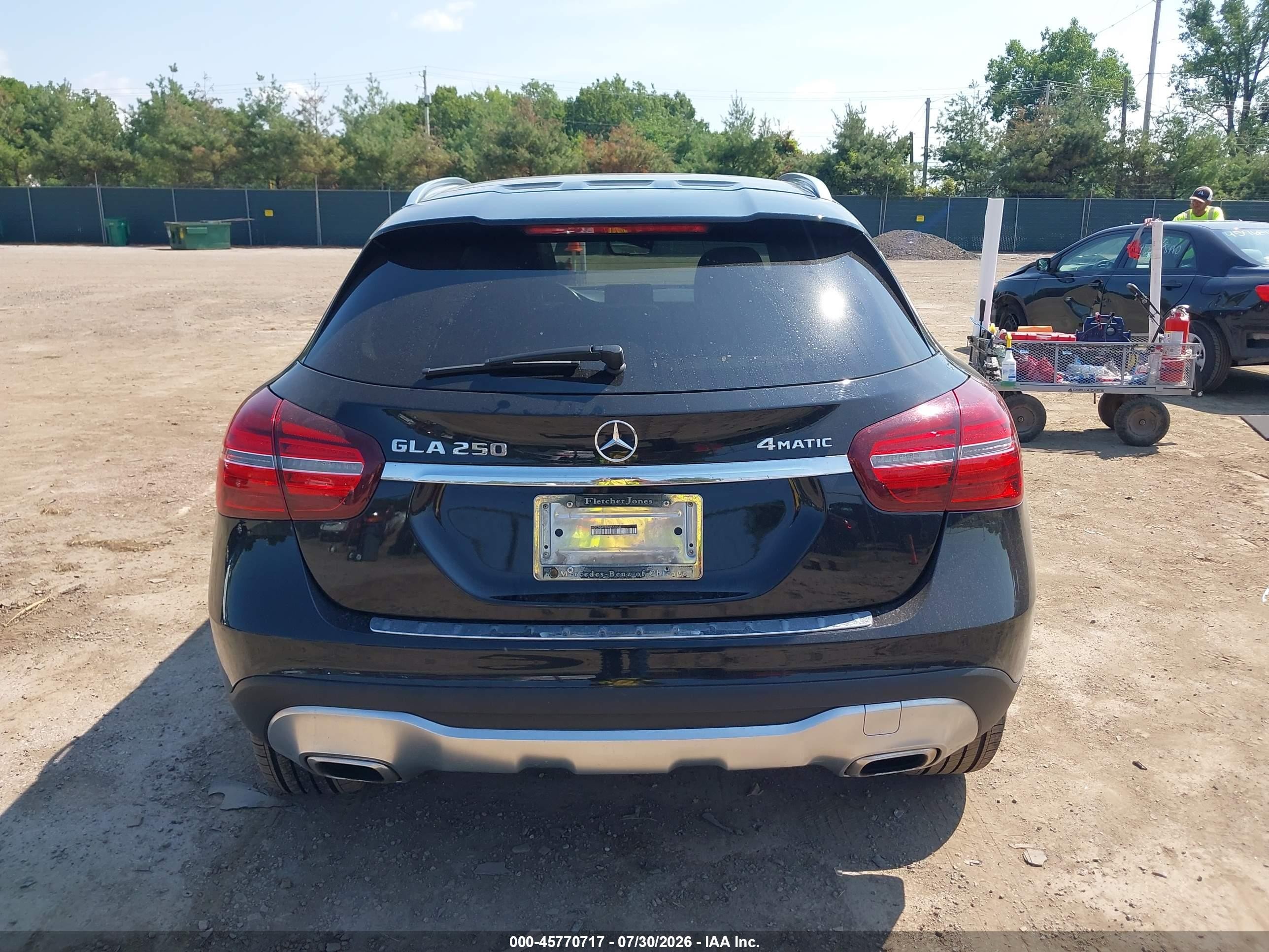 2019 Mercedes-benz Gla 250 4matic Черный vin: WDCTG4GB8KJ550237