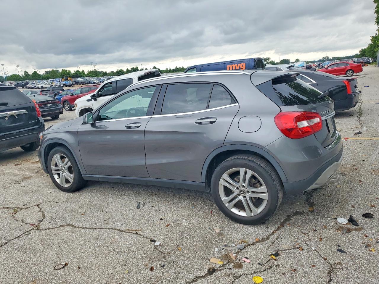 2019 Mercedes-benz Gla 250 4matic Gray vin: WDCTG4GB8KJ633487