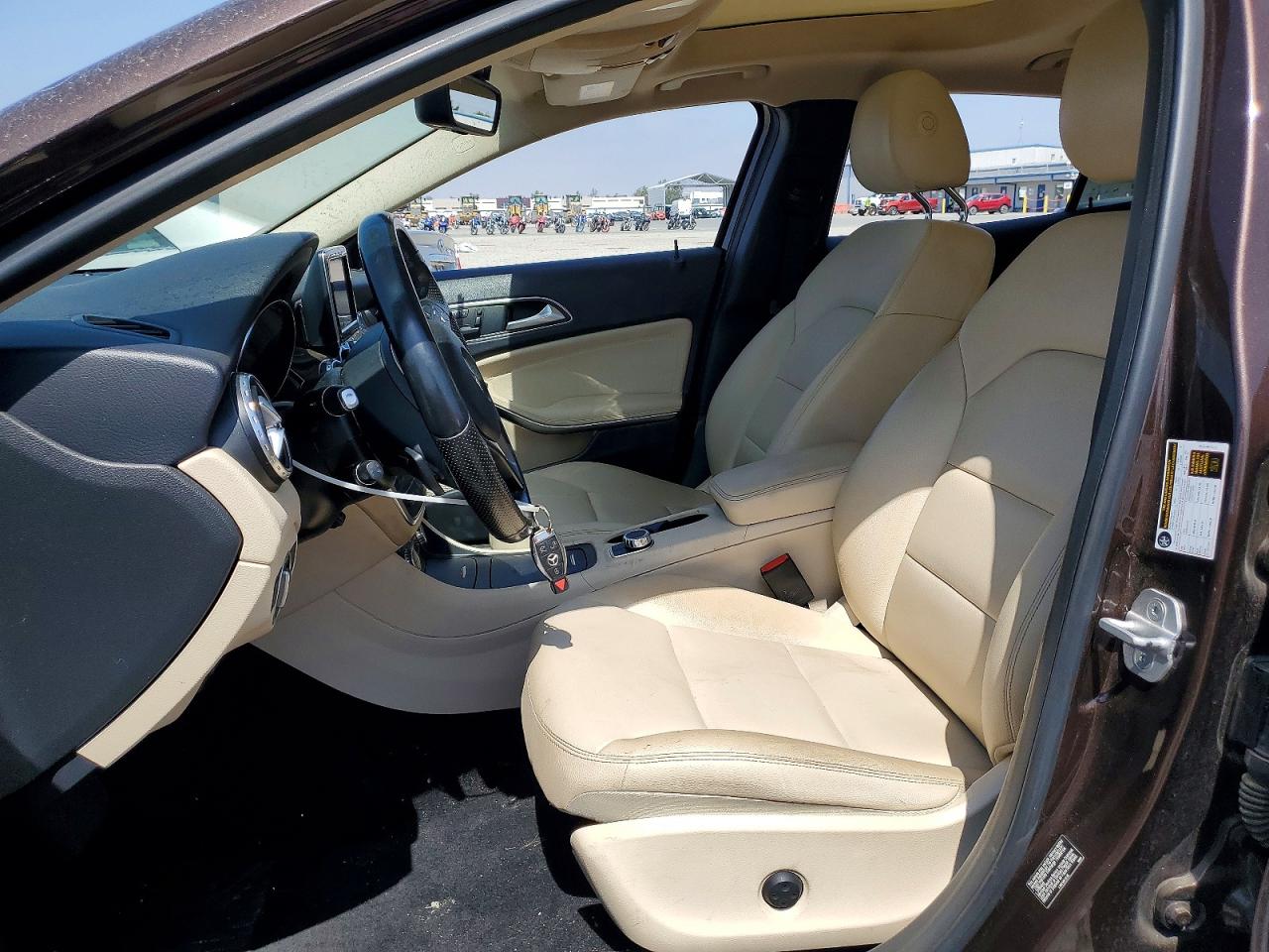 2015 Mercedes-benz Gla 250 4matic Brown vin: WDCTG4GB9FJ040341