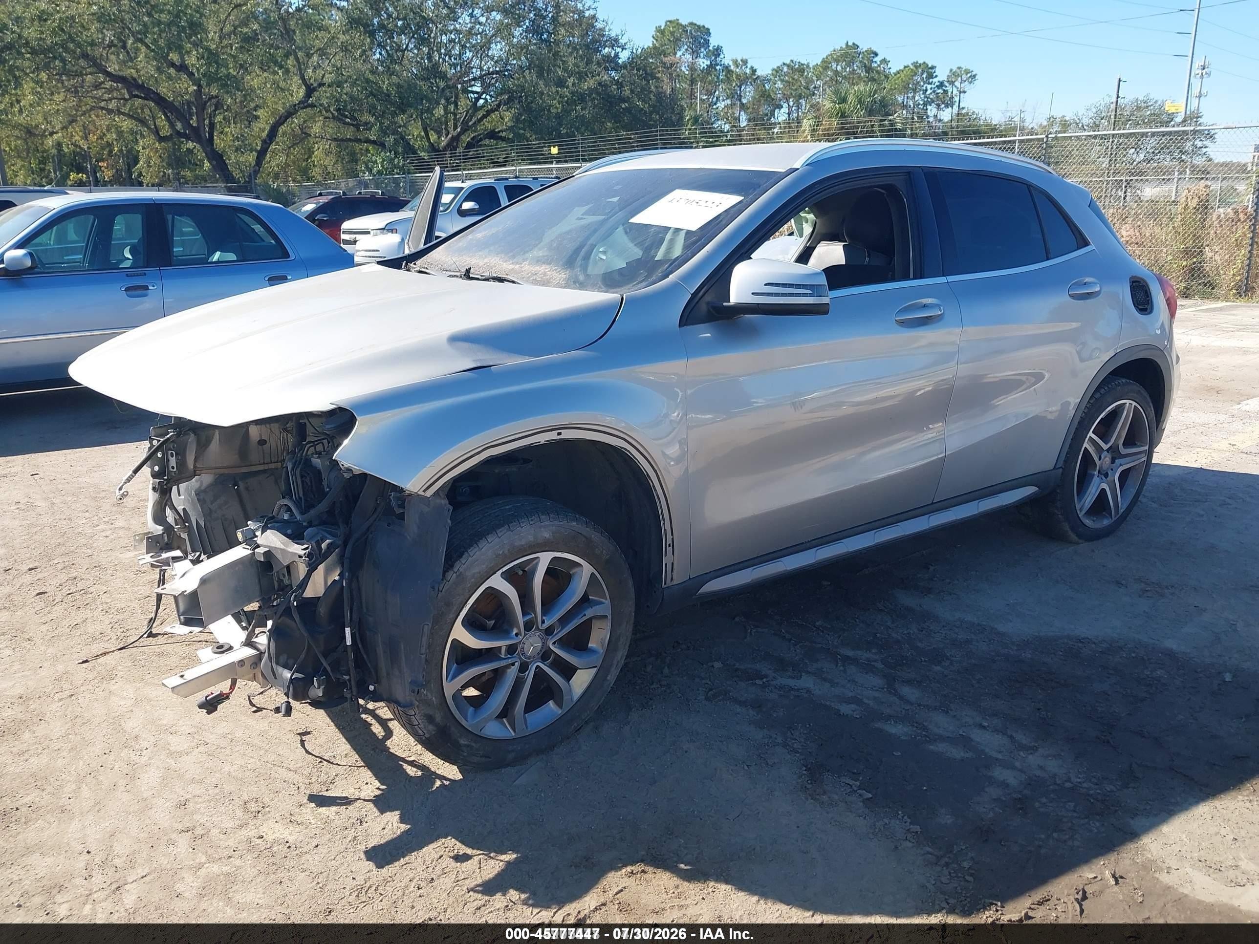 2015 Mercedes-benz Gla 250 4matic Silver vin: WDCTG4GB9FJ089913