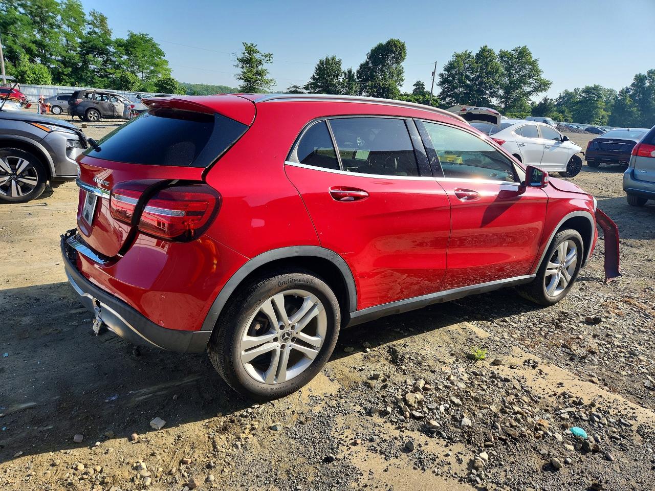 2019 Mercedes-benz Gla 250 4matic Red vin: WDCTG4GB9KJ550473