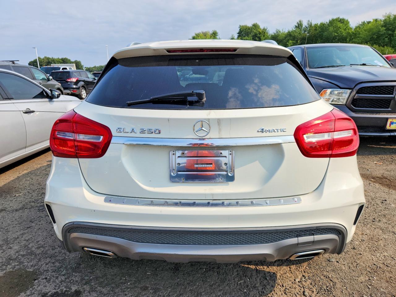 2015 Mercedes-benz Gla 250 4matic White vin: WDCTG4GBXFJ039814