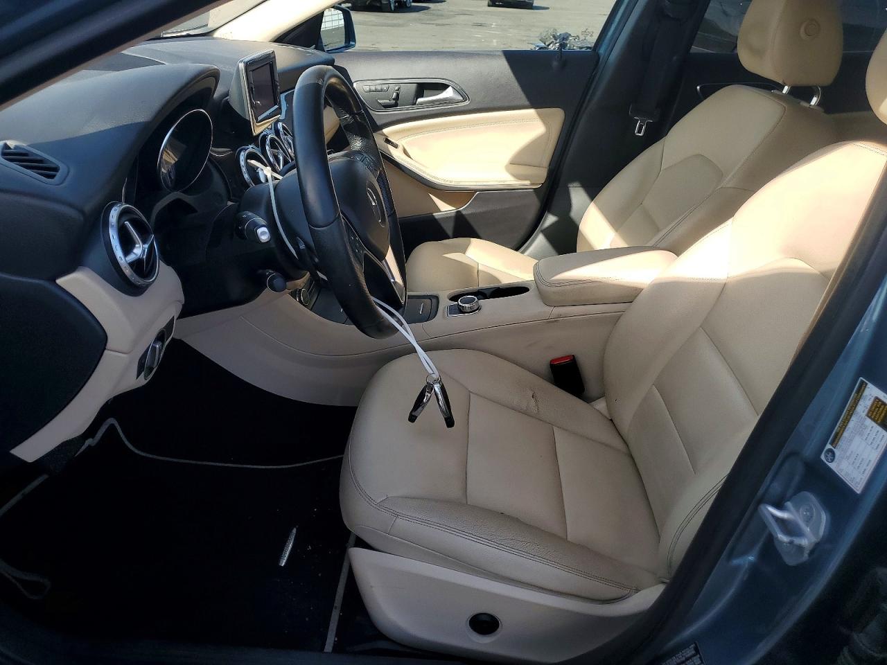 2015 Mercedes-benz Gla 250 4matic Синий vin: WDCTG4GBXFJ079911