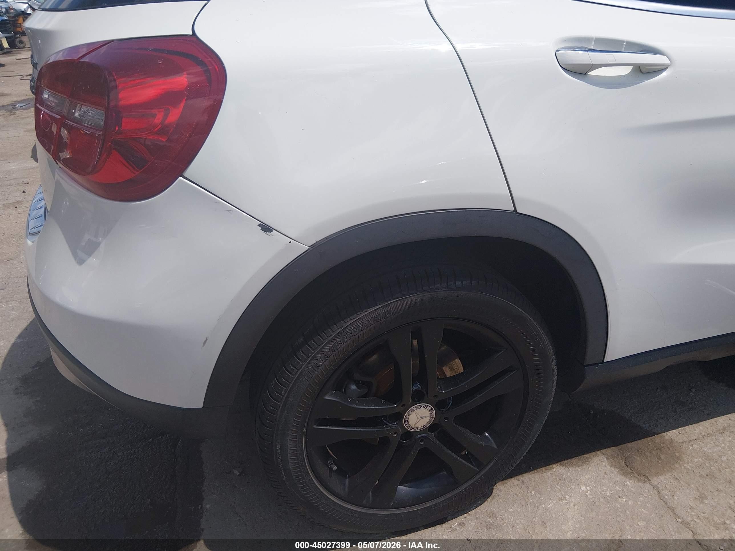 2015 Mercedes-benz Gla 250 4matic White vin: WDCTG4GBXFJ090603