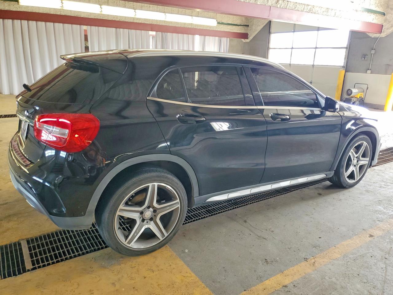 2015 Mercedes-benz Gla 250 4matic Black vin: WDCTG4GBXFJ109084