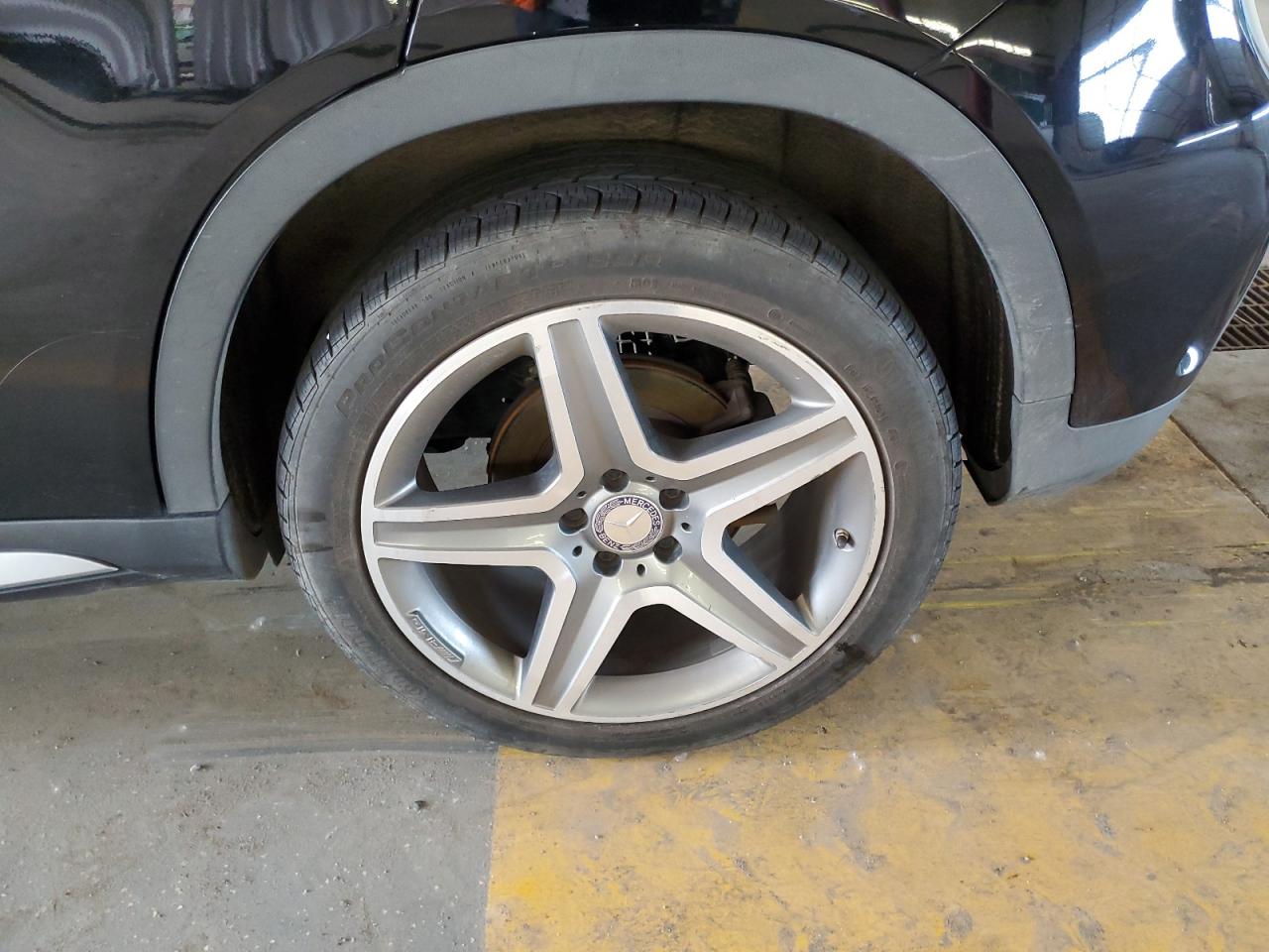2015 Mercedes-benz Gla 250 4matic Black vin: WDCTG4GBXFJ109084 Damage: Left Rear Wheel, Curb Rash, 1 To 2 Inches