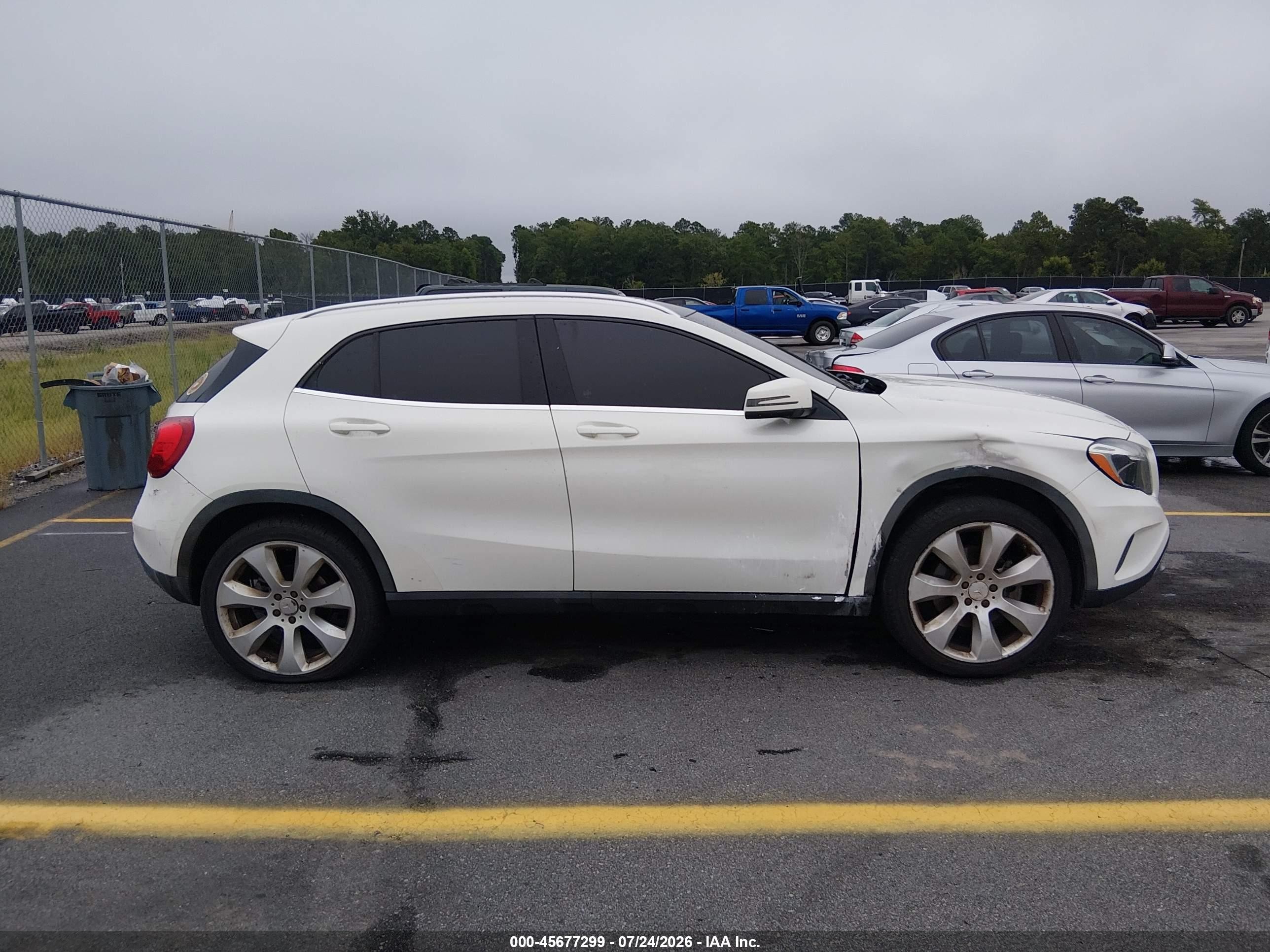 2015 Mercedes-benz Gla 250 4matic White vin: WDCTG4GBXFJ117945