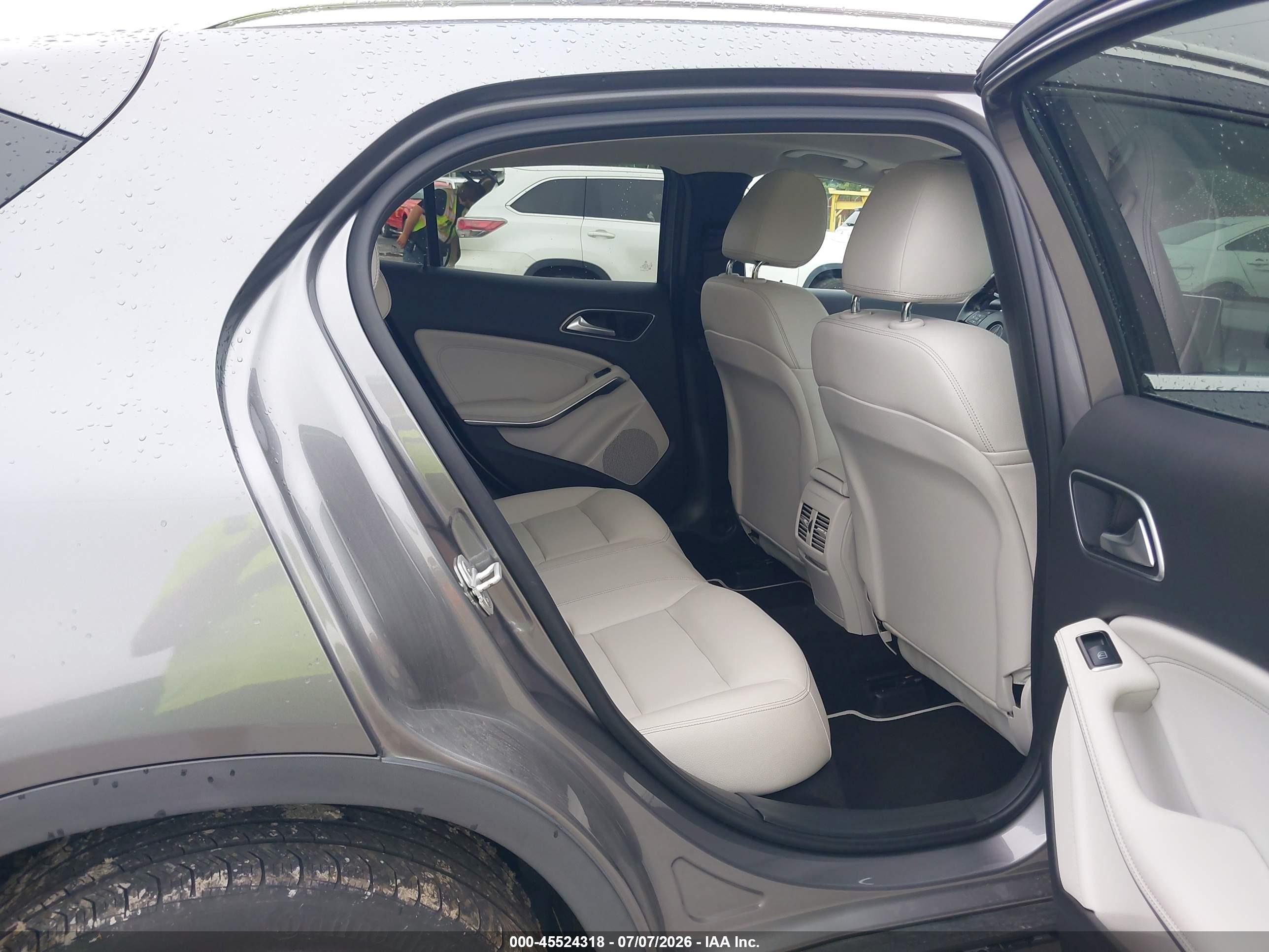 2015 Mercedes-benz Gla 250 4matic Gray vin: WDCTG4GBXFJ179488