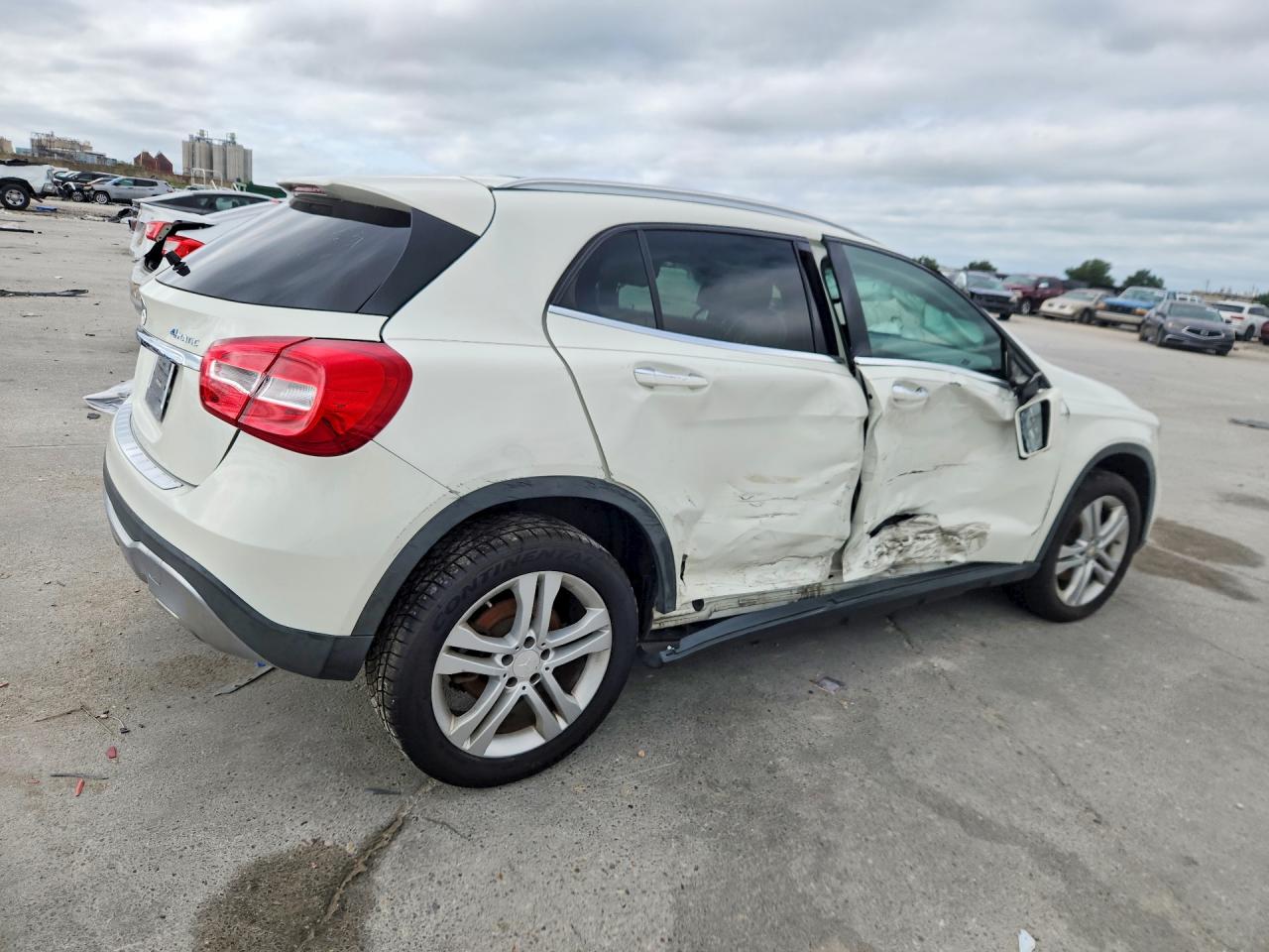 2018 Mercedes-benz Gla 250 4matic White vin: WDCTG4GBXJJ383801