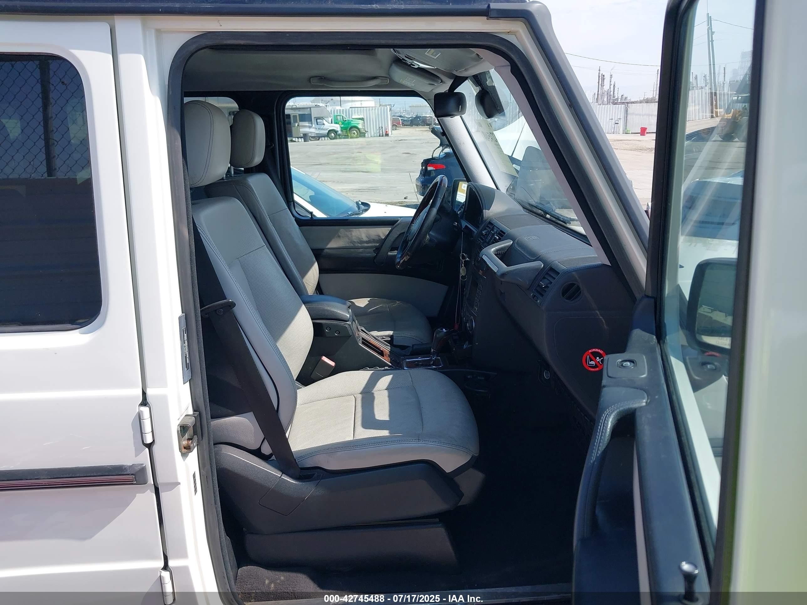 2010 Mercedes-benz G 550 4matic White vin: WDCYC3HF1AX184954
