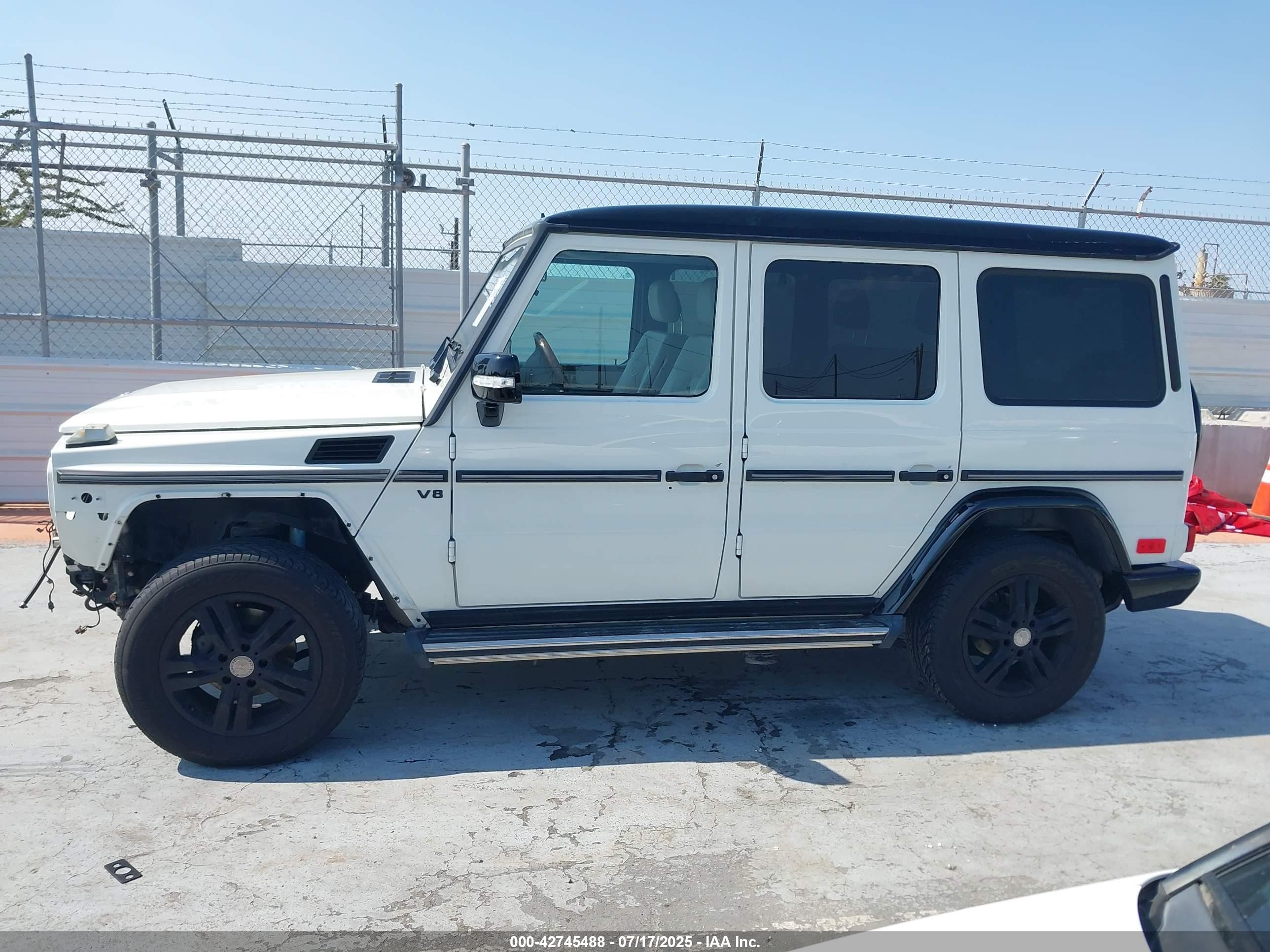 2010 Mercedes-benz G 550 4matic White vin: WDCYC3HF1AX184954