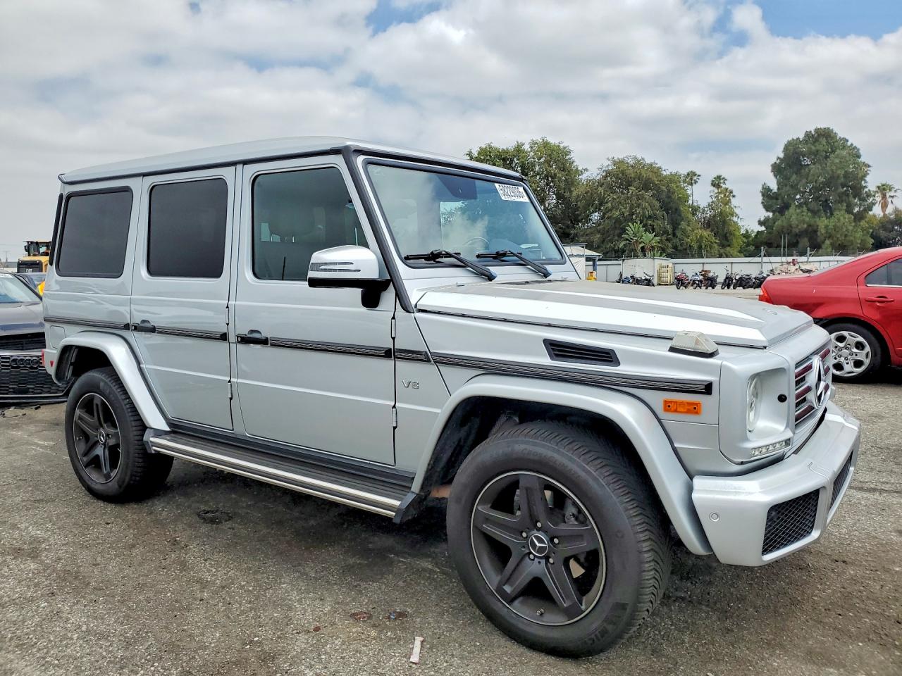2017 Mercedes-benz G 550 Silver vin: WDCYC3KF8HX275223
