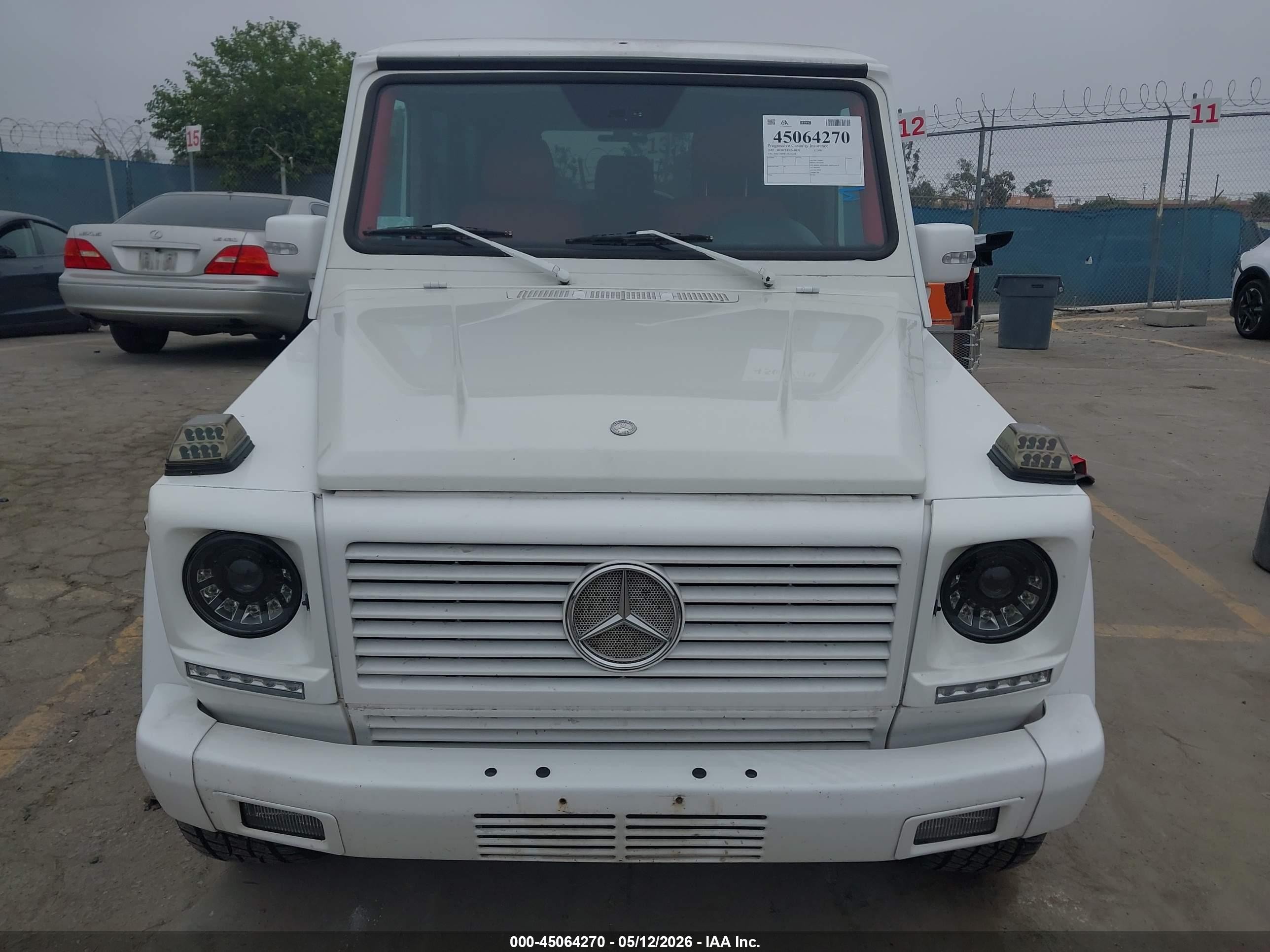 2003 Mercedes-benz G 500   White vin: WDCYR49E33X135218