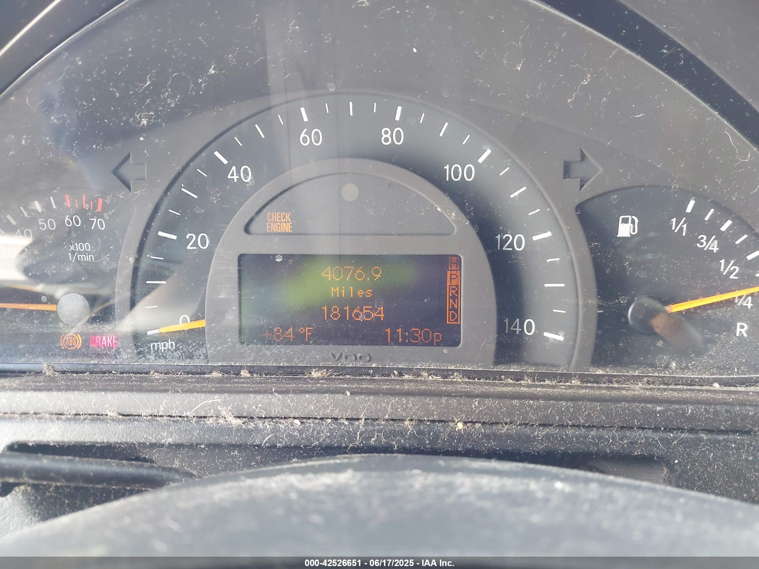 2005 Mercedes-benz G 500   Белый vin: WDCYR49E65X159046