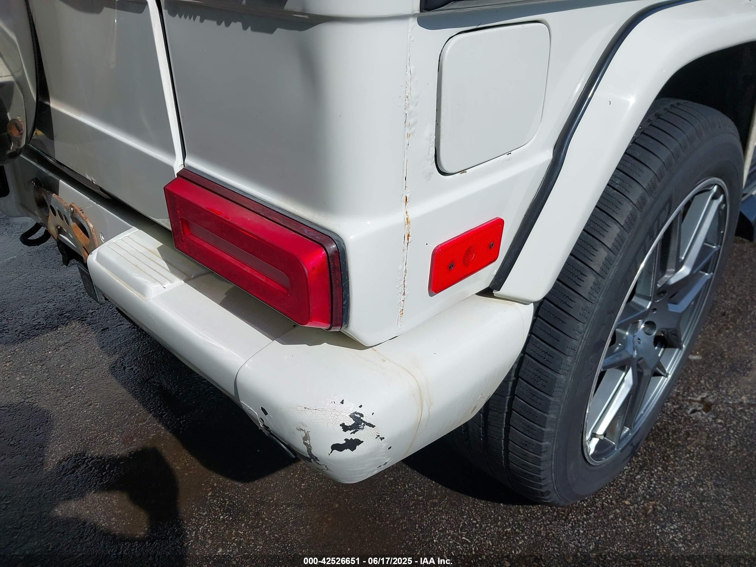 2005 Mercedes-benz G 500   Белый vin: WDCYR49E65X159046