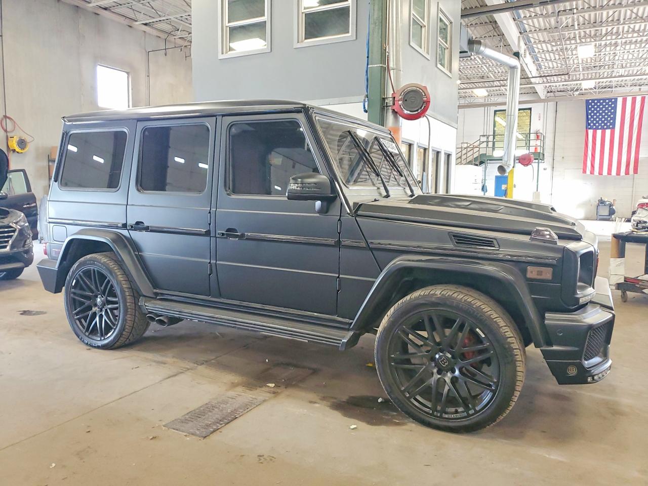 2002 Mercedes-benz G 500 Black vin: WDCYR49E72X134488