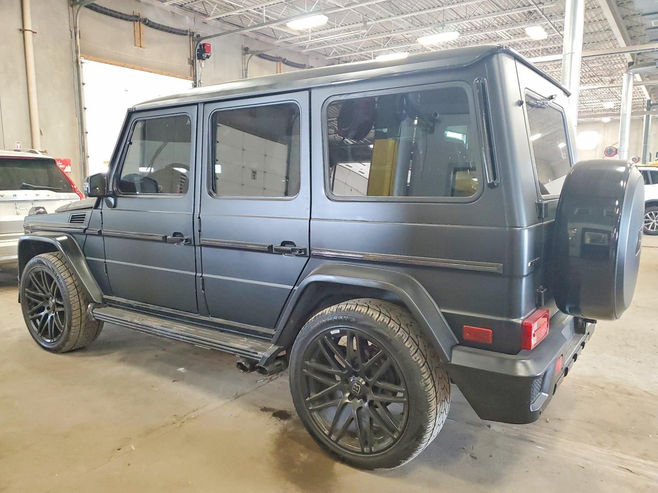 2002 Mercedes-benz G 500 Black vin: WDCYR49E72X134488