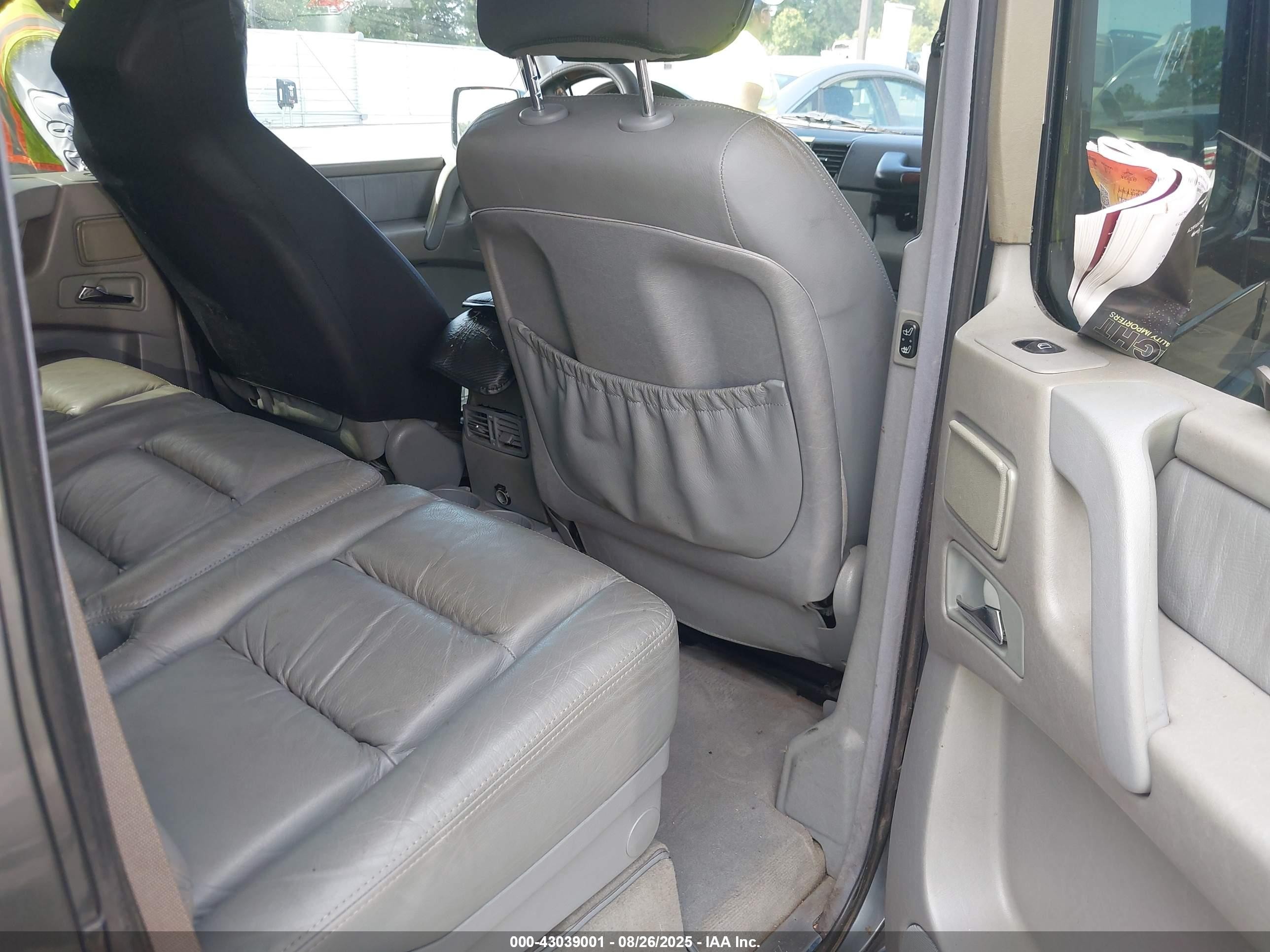 2003 Mercedes-benz G 500   Black vin: WDCYR49E73X141071