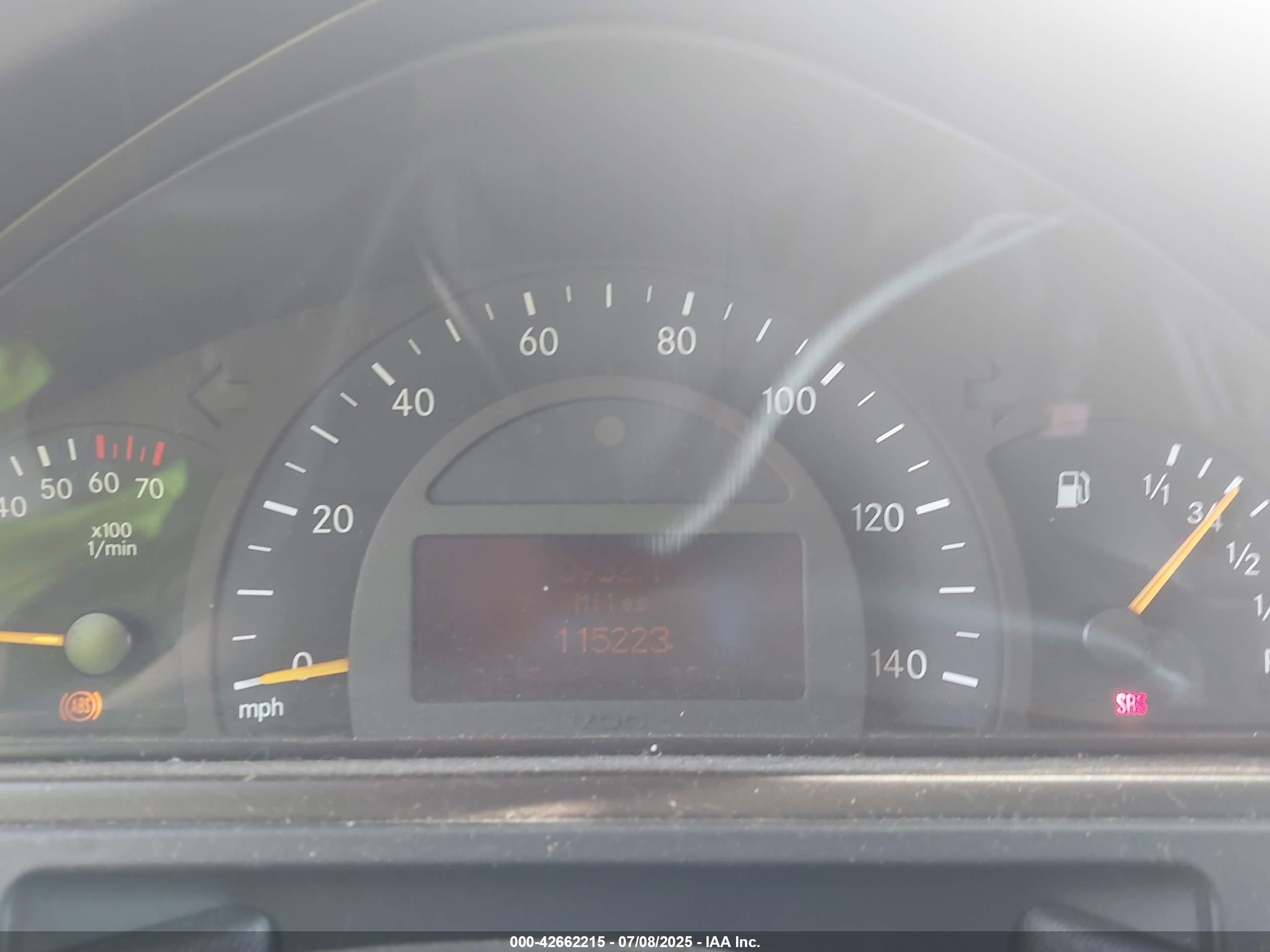 2004 Mercedes-benz G 500 4matic Silver vin: WDCYR49E74X142822