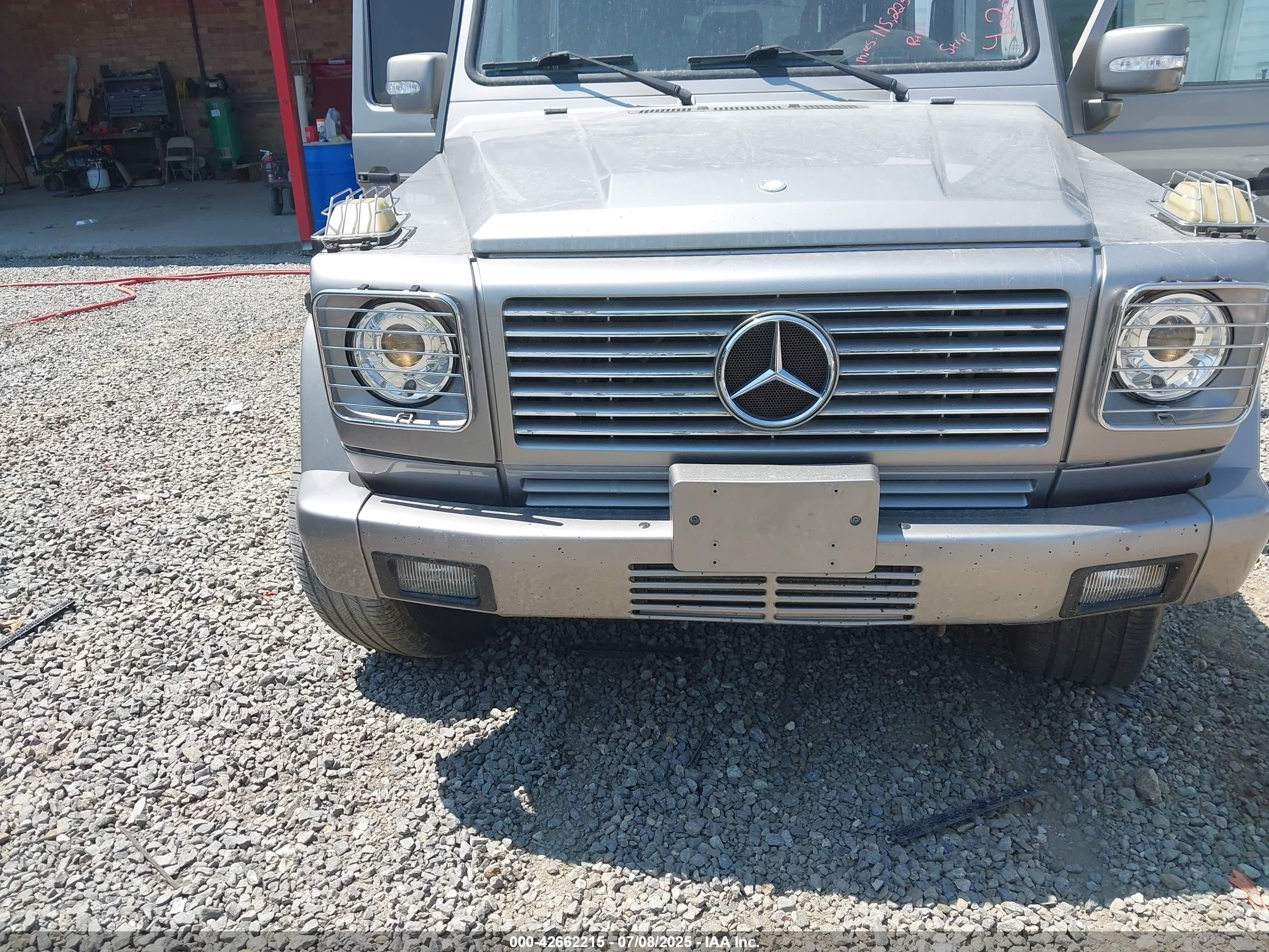 2004 Mercedes-benz G 500 4matic Silver vin: WDCYR49E74X142822