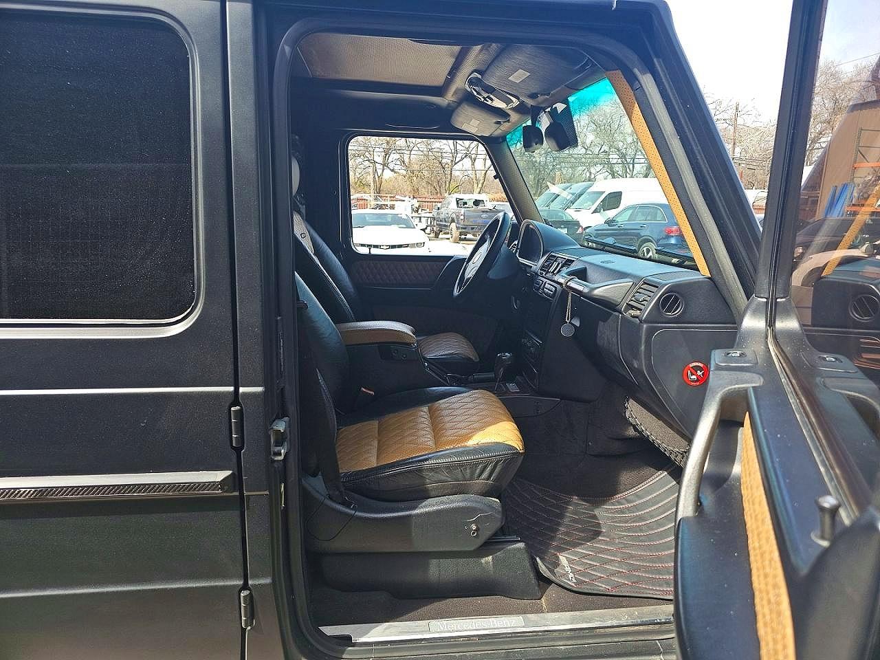 2005 Mercedes-benz G 500 Black vin: WDCYR49E75X163056