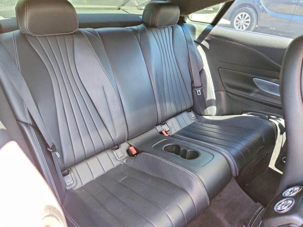 2018 Mercedes-benz E 400 Черный vin: WDD1J6FB6JF011859