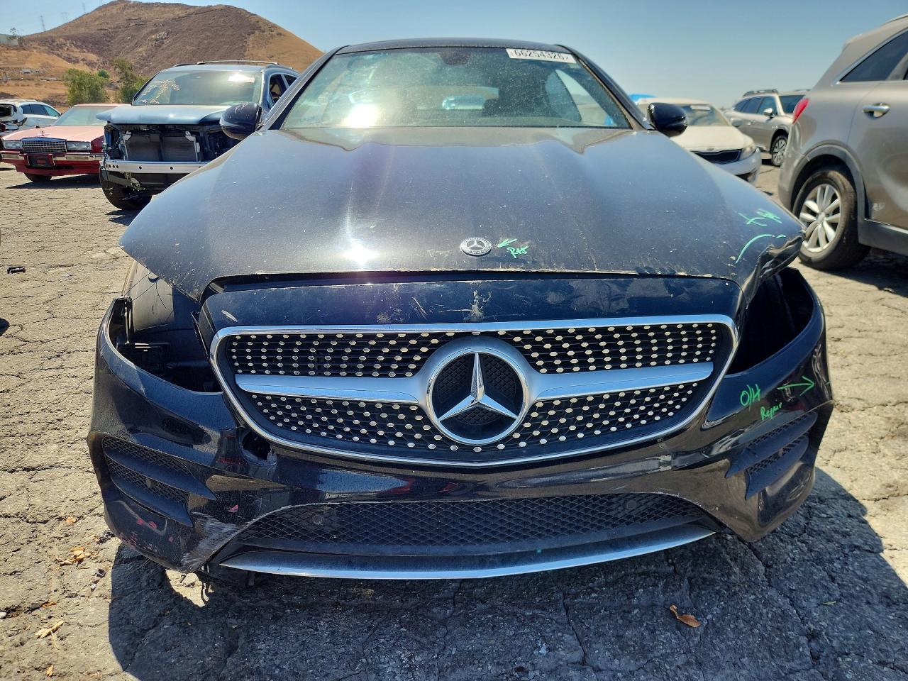 2018 Mercedes-benz E 400 Черный vin: WDD1J6FB6JF021520