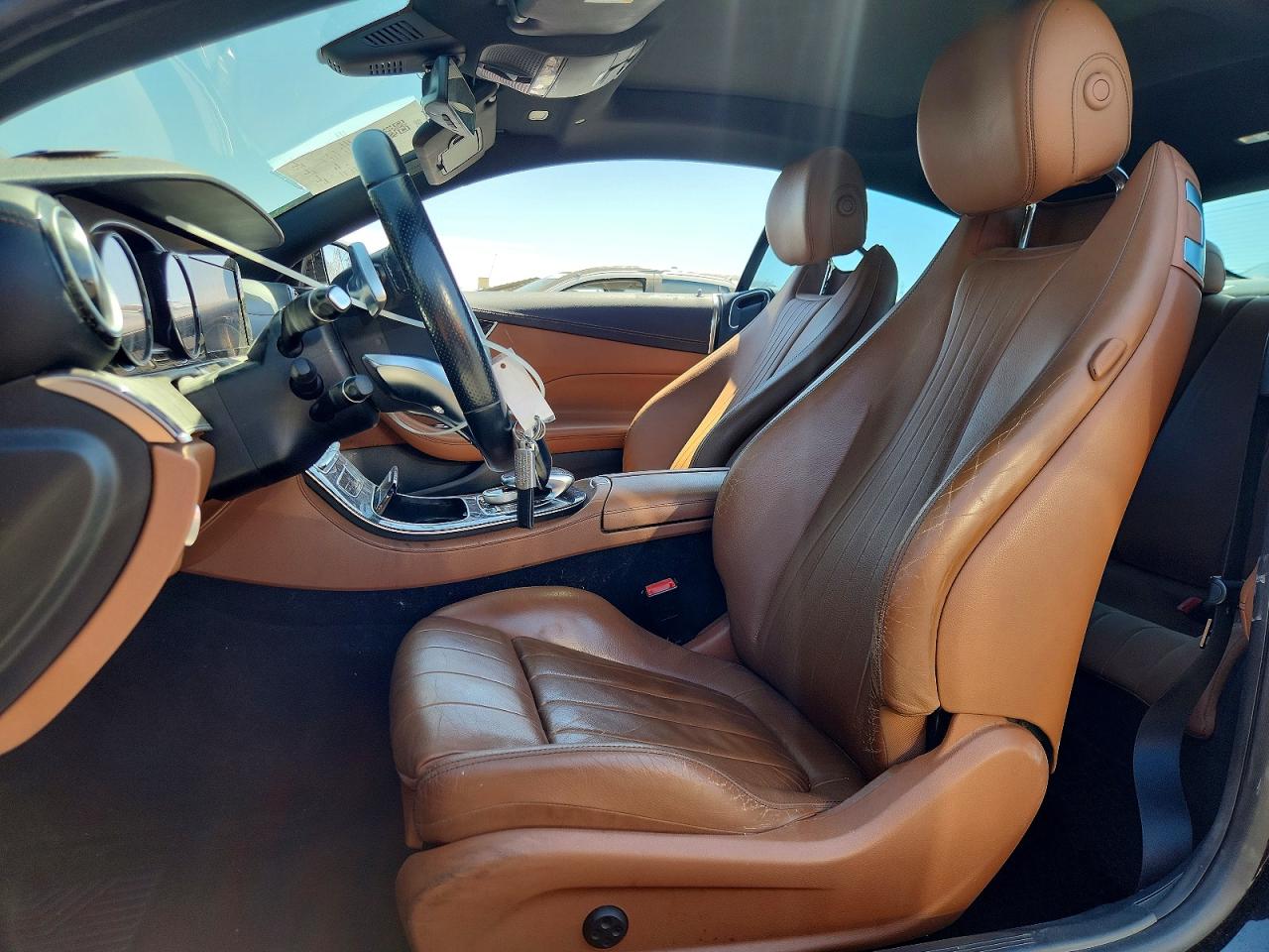 2018 Mercedes-benz E 400 Черный vin: WDD1J6FB6JF021520