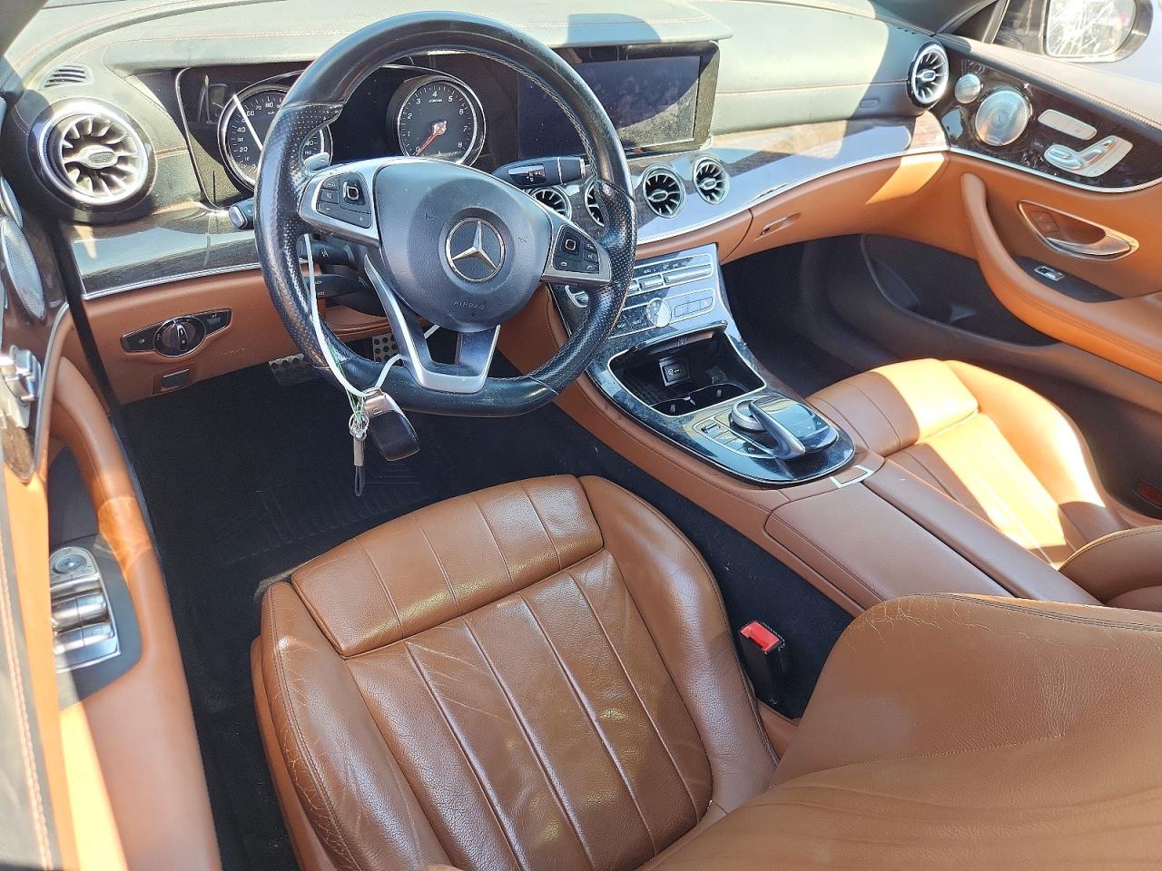 2018 Mercedes-benz E 400 Черный vin: WDD1J6FB6JF021520