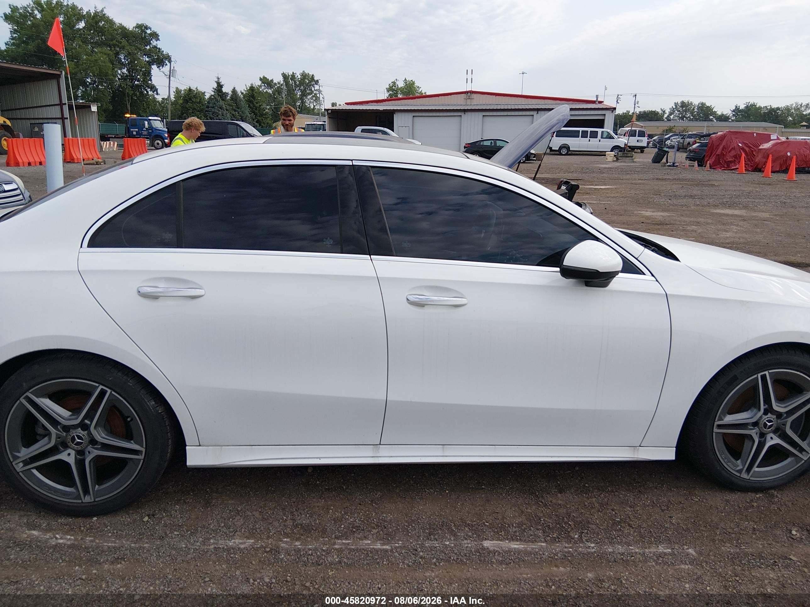 2019 Mercedes-benz A 220   White vin: WDD3G4EB5KW033009