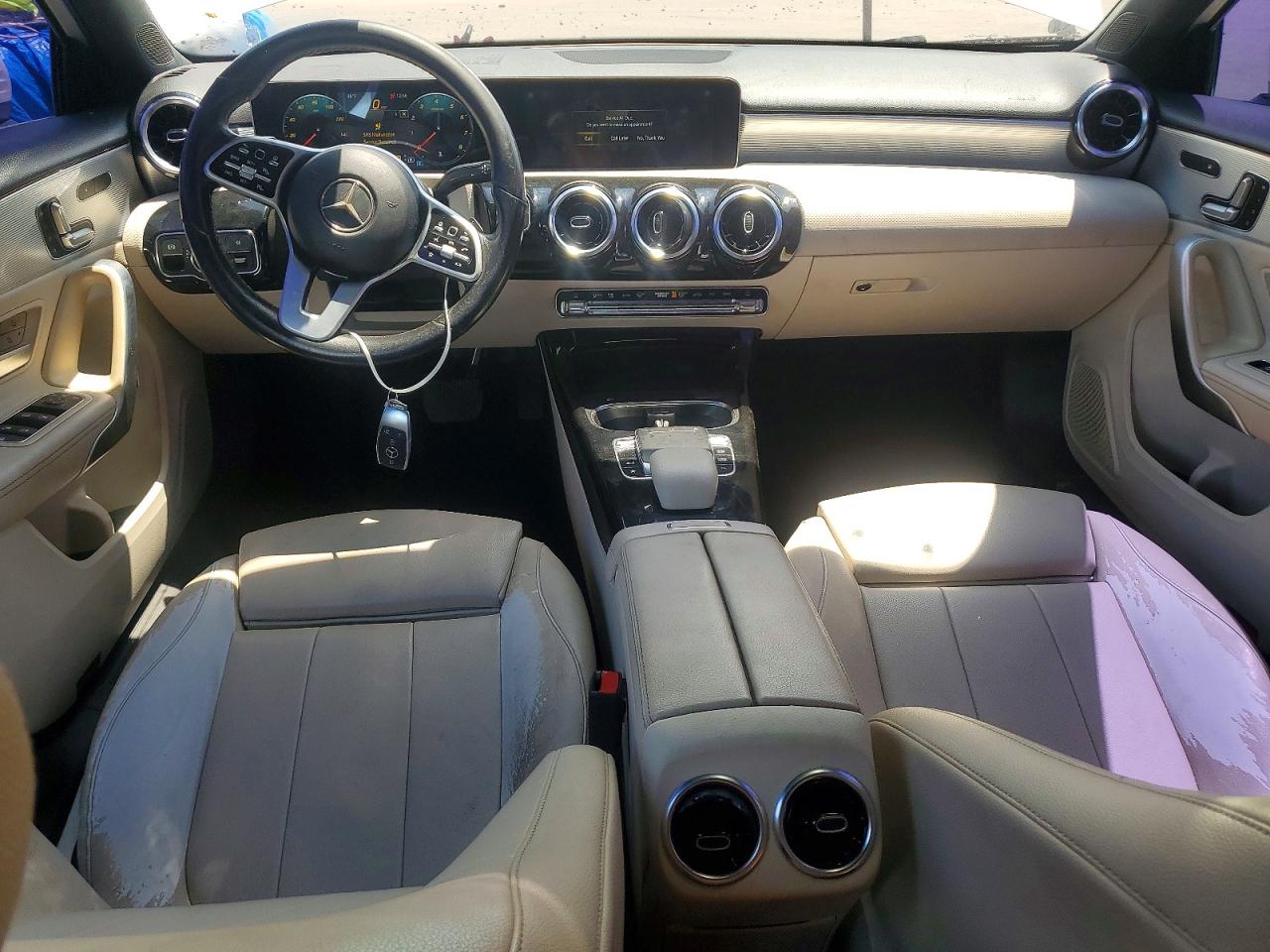 2019 Mercedes-benz A 220 White vin: WDD3G4EB9KW026225