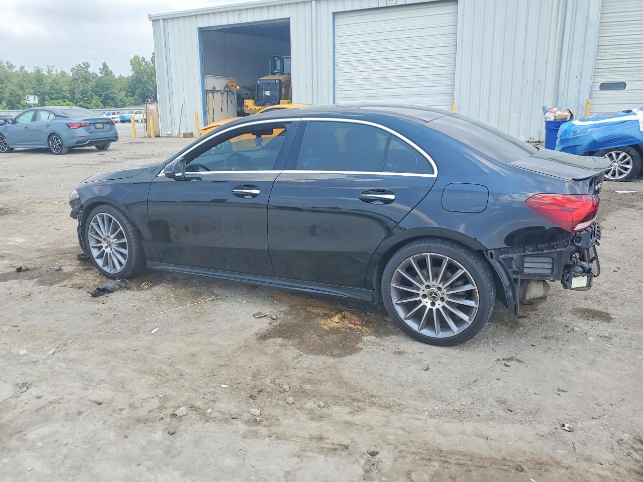 2019 Mercedes-benz A 220 4matic Black vin: WDD3G4FB4KW010819