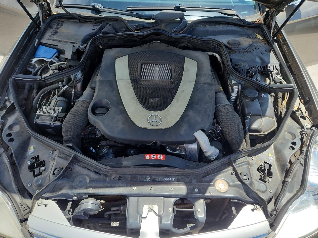 2008 Mercedes-benz Cls 550 Gray vin: WDDDJ72X08A128073